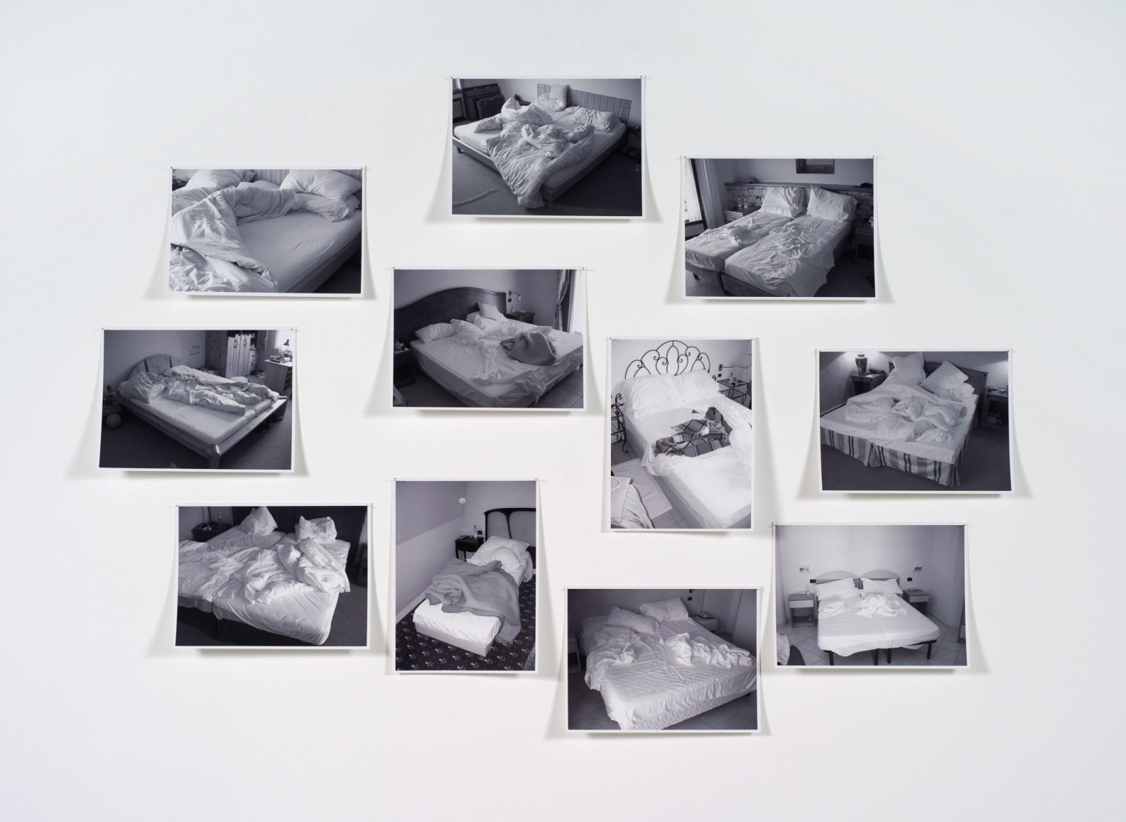 Hans-Peter Feldmann, Beds (Betten)