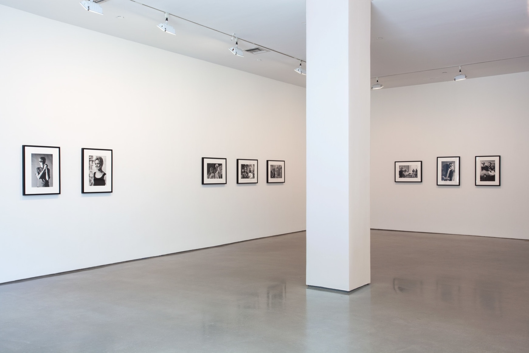 Stephen Shore, Installation view: 303 Gallery, 2009​