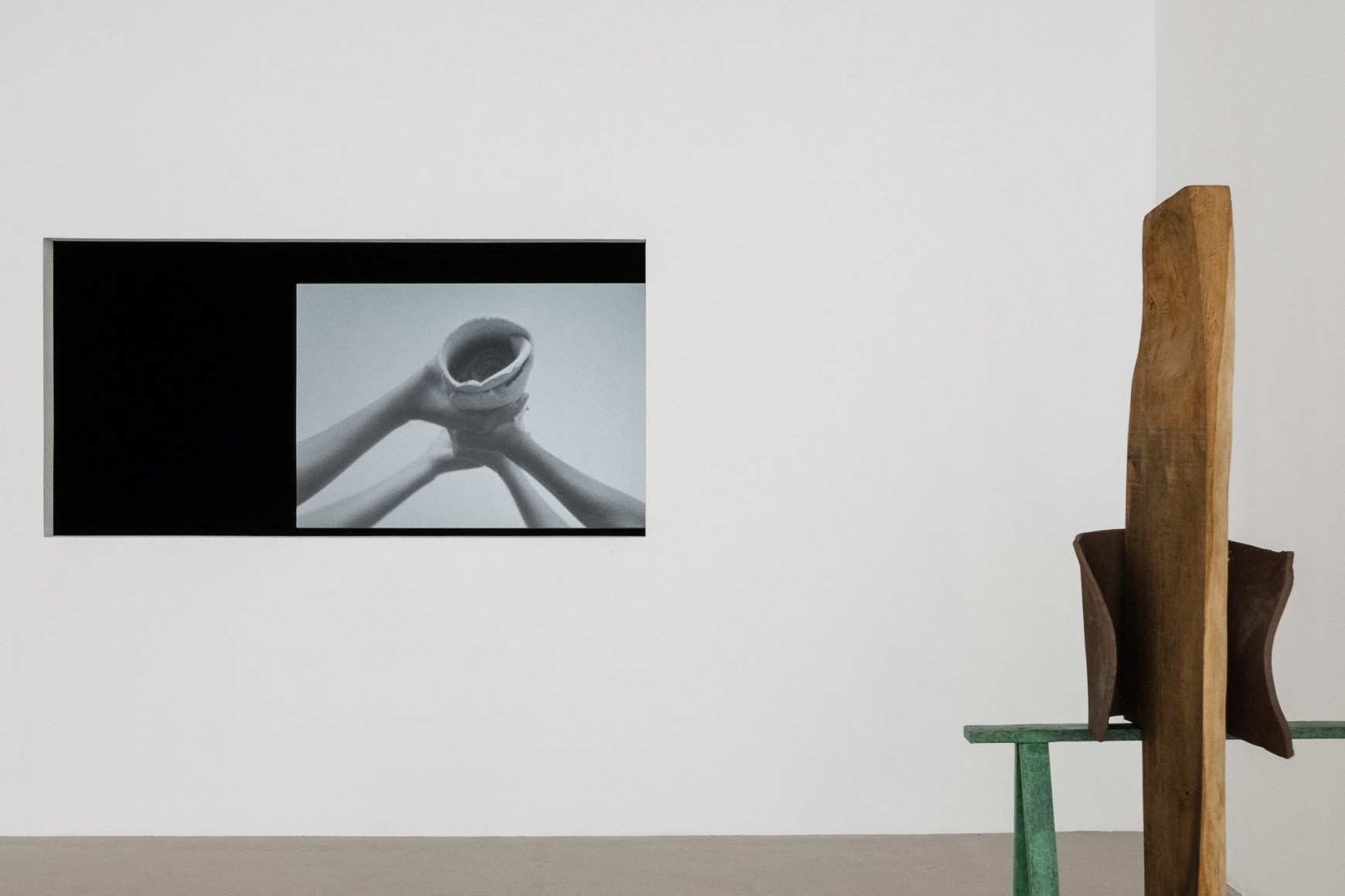 Installation view: Katinka Bock - Radio / Tomorrow’s Sculpture