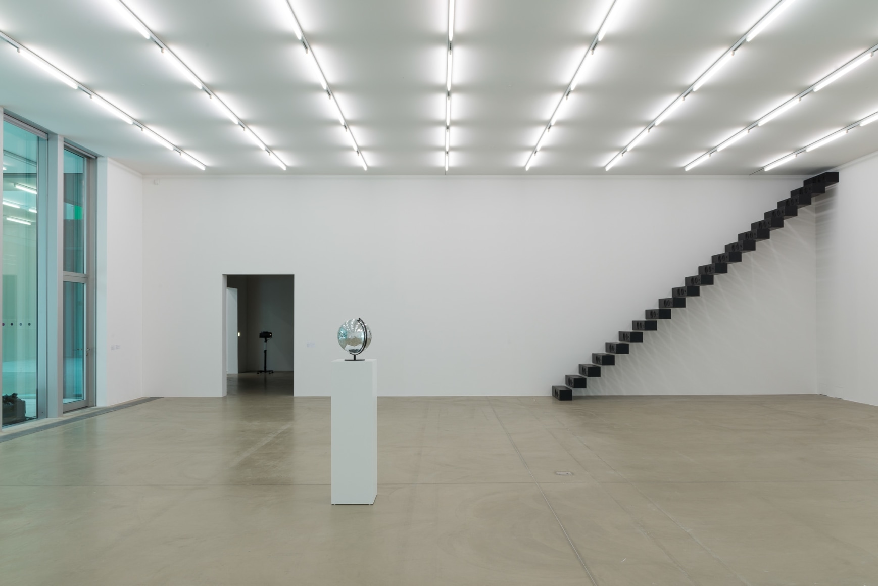 Ceal Floyer, Installation view: On Occasion, Aargauer Kunsthaus, 2016