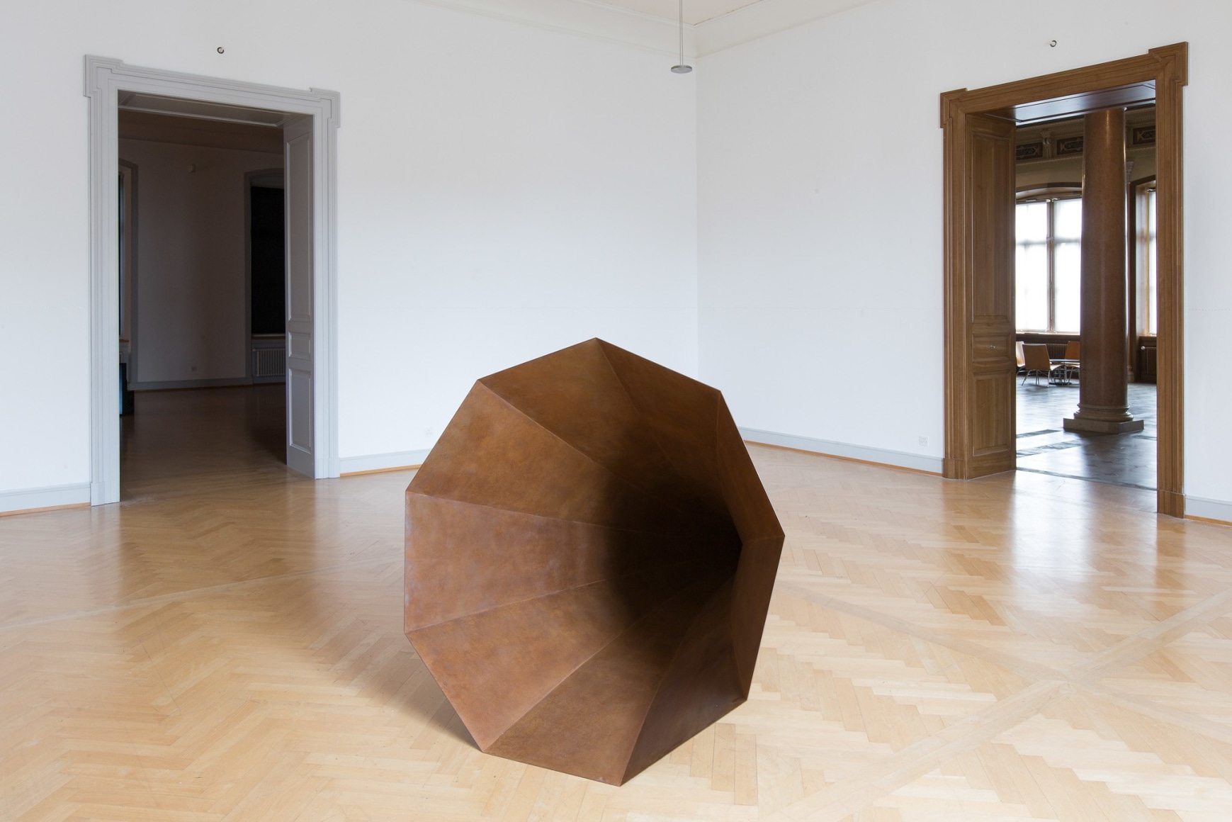Alicja Kwade, Der Tag ohne Gestern, 2014