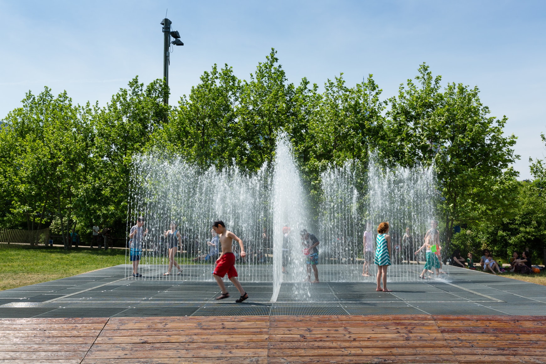Jeppe Hein, Appearing Rooms, 2006, Installation view: Please Touch The Art. Brooklyn Bridge Park, 2015-16