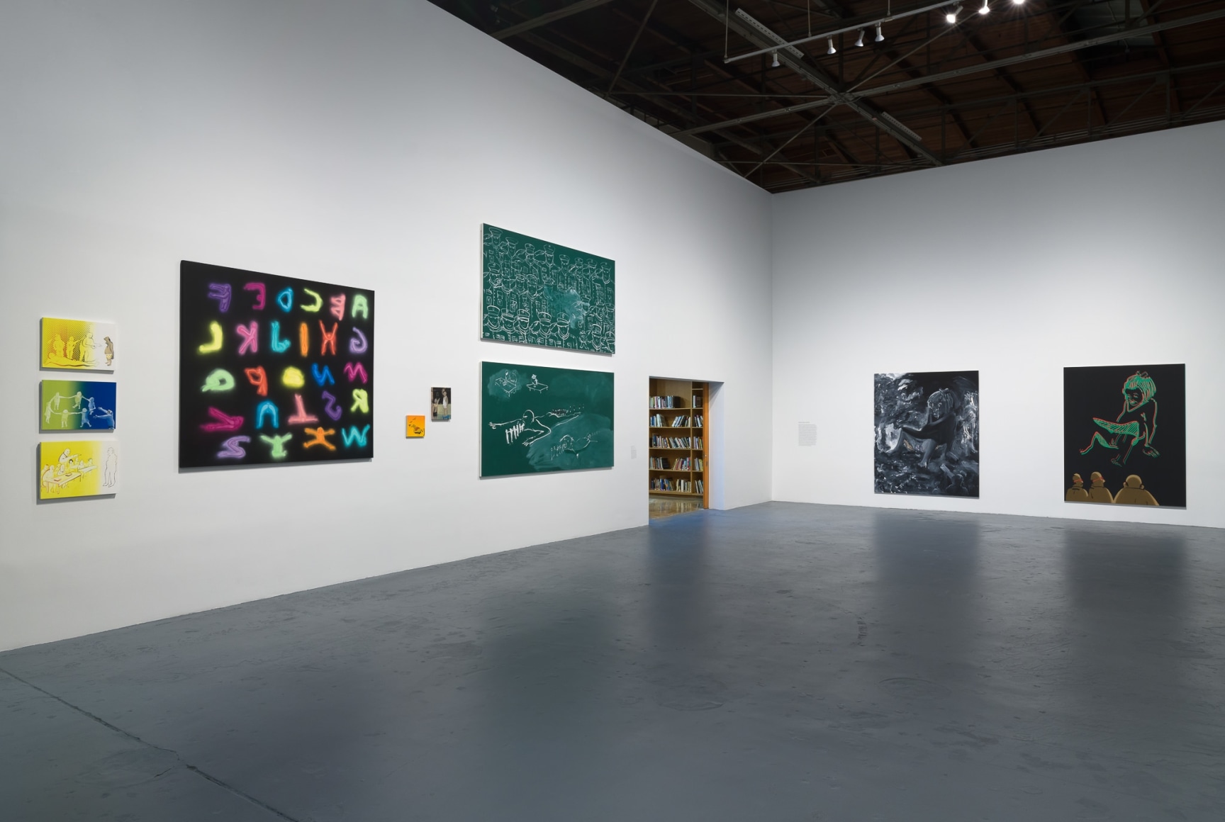 Installation view of Tala Madani: Biscuits, September 10 , 2022 – February 19 , 2023 at The Geffen Contemporary at MOCA. Courtesy of The Museum of Contemporary Art (MOCA). Photo by Jeff McLane.