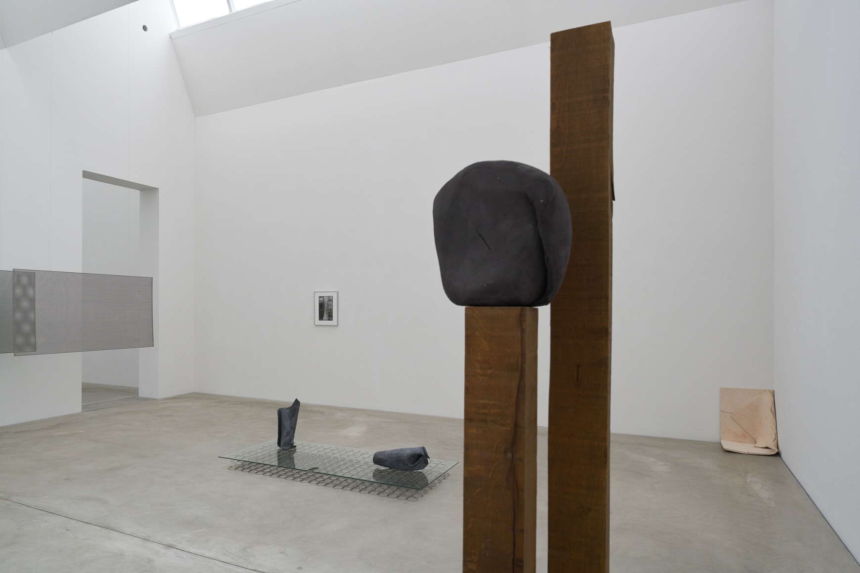 Installation view: Katinka Bock - Sonar / Tomorrow’s Sculpture