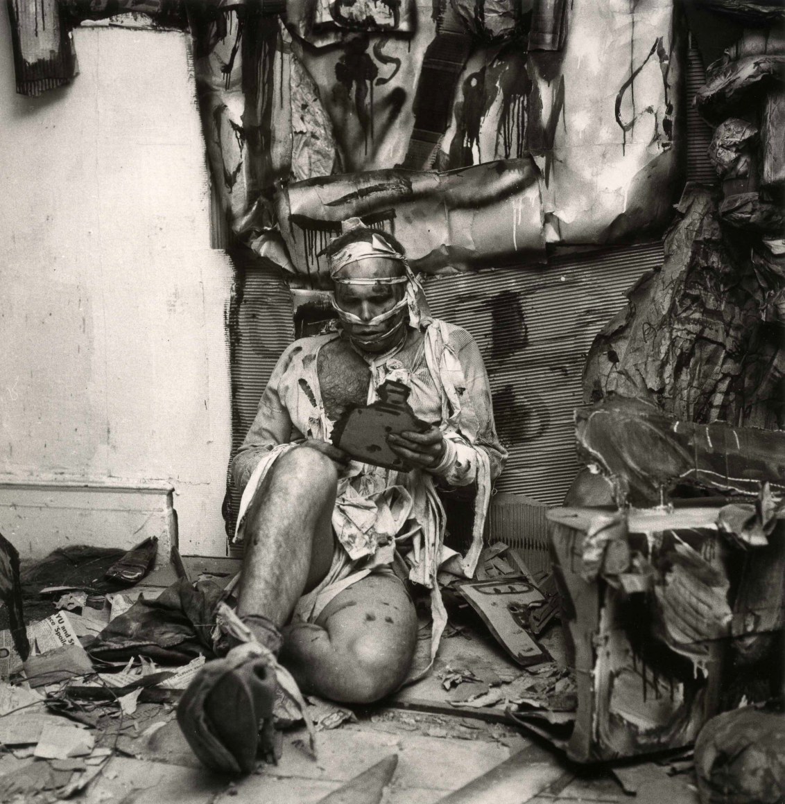 Martha Holmes, Claes Oldenburg, Snapshots form the City, 1960 vintage gelatin silver print