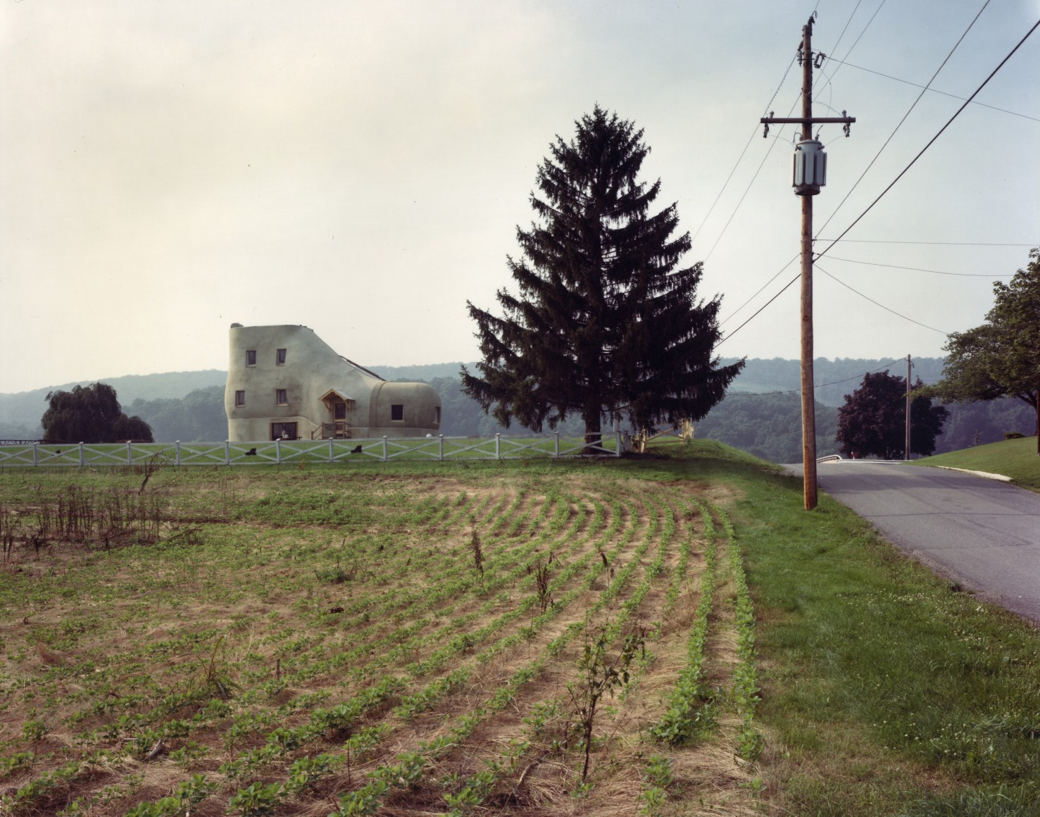 David Graham Shoe House, Hallam, PA,1989