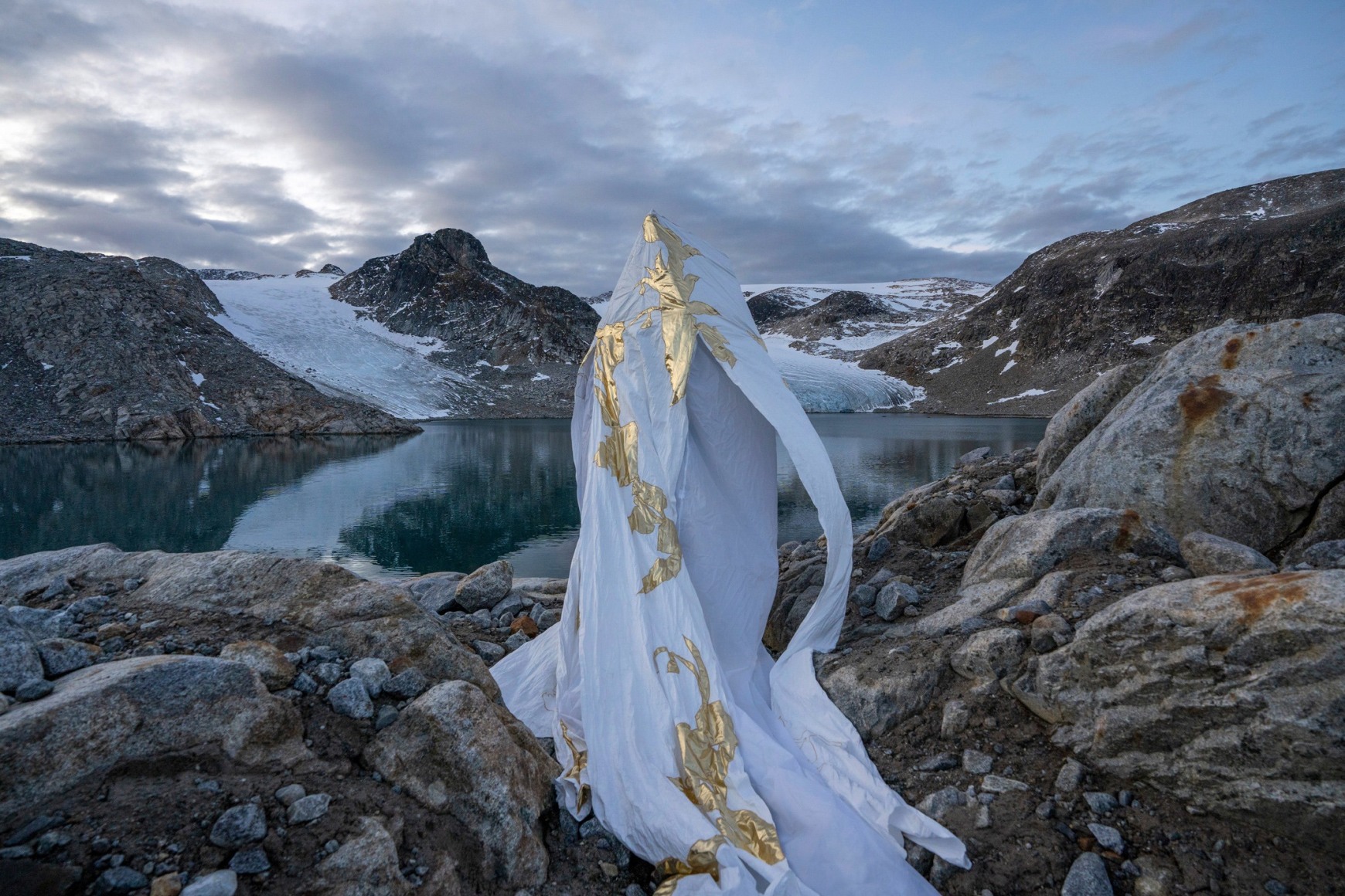 79&deg;47.27&rsquo;N-011&deg;50.06&rsquo;E