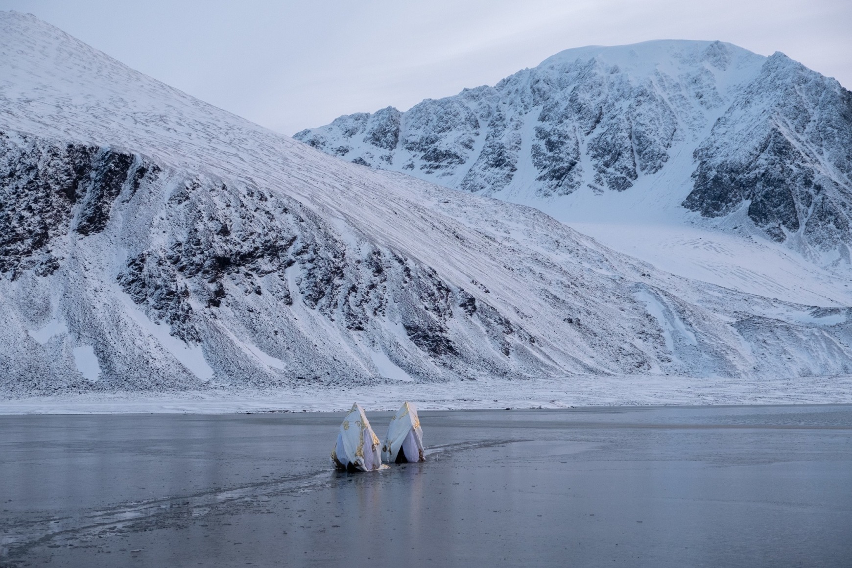 79&deg;45.91&rsquo;N-012&deg;34.60&rsquo;E