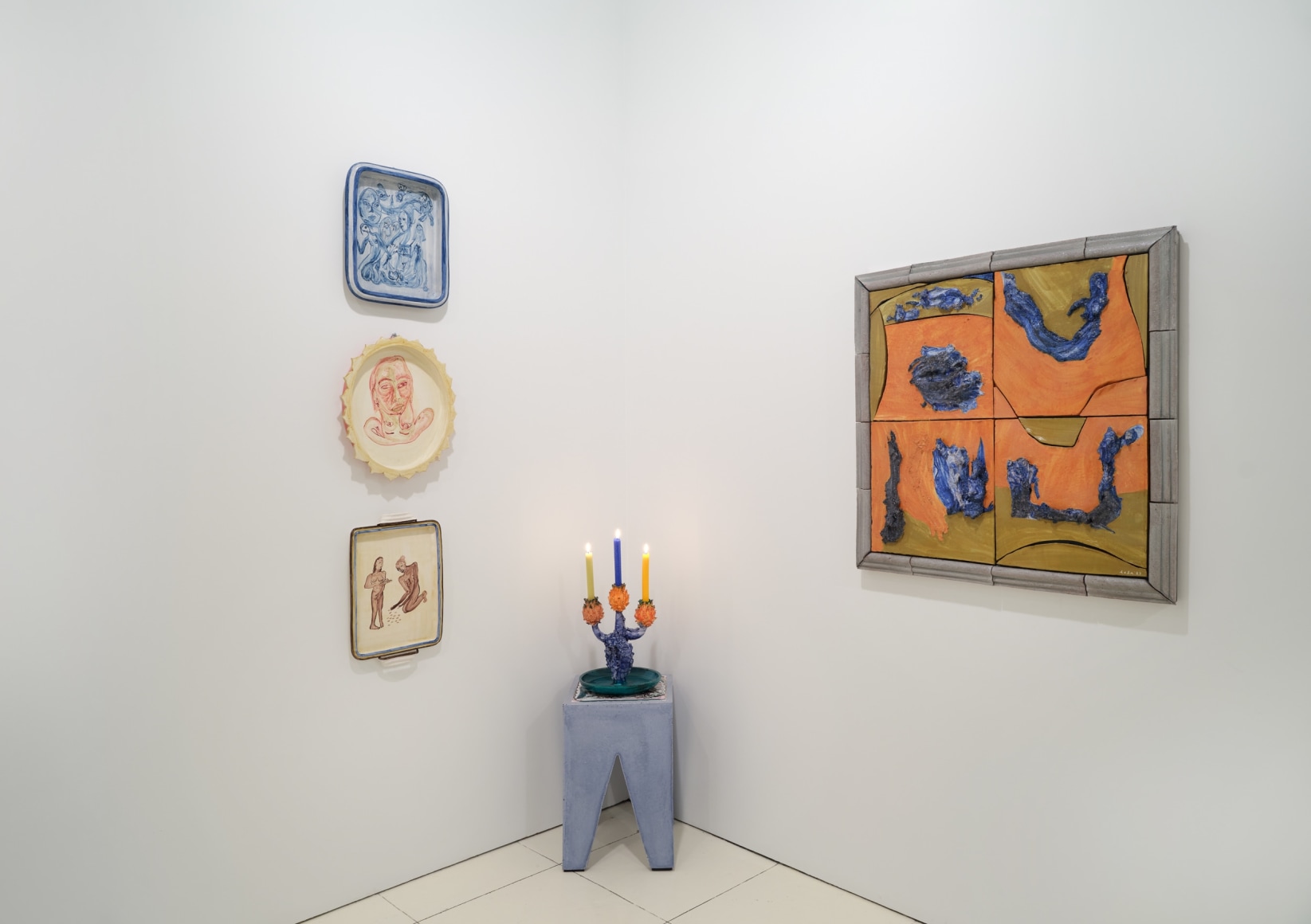 Installation view of Lola Montes Cirica featuring ceramic works