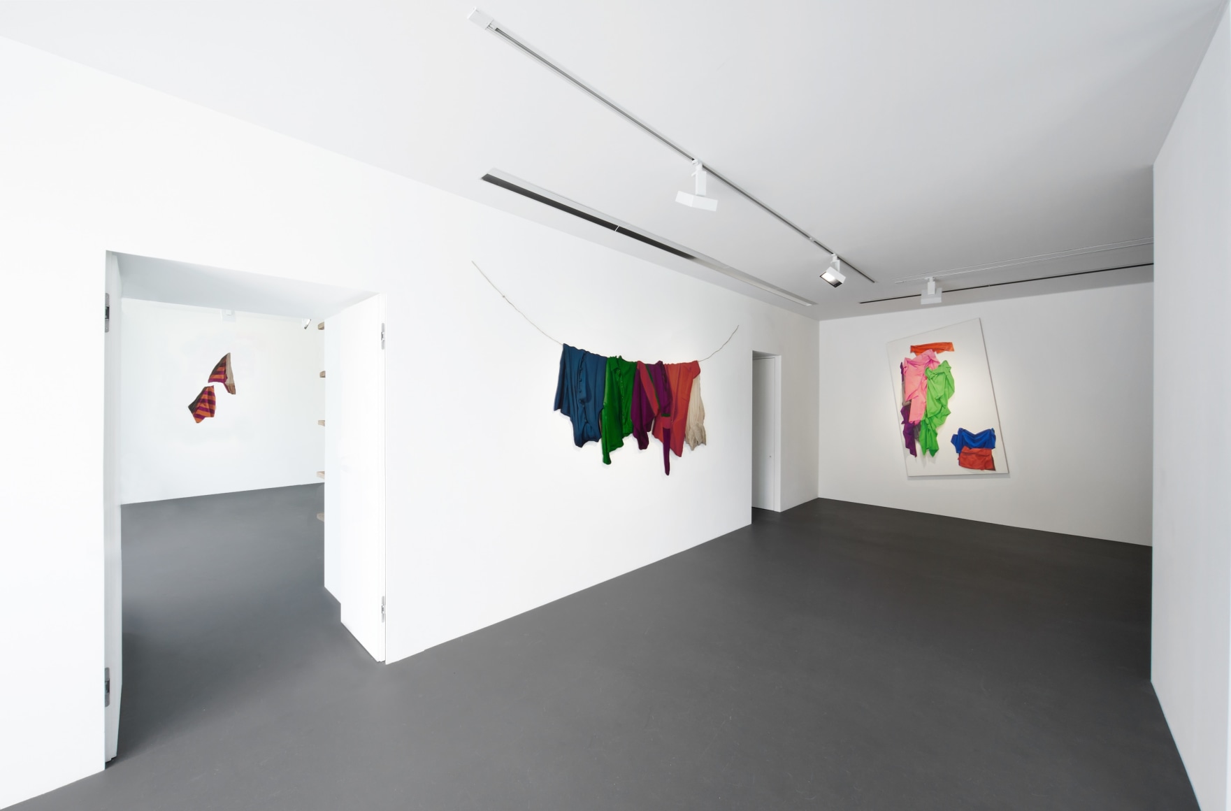 Installation view: Stephen Posen, Threads: Paintings from the 1960s and '70s, Vito Schnabel Gallery, St. Moritz