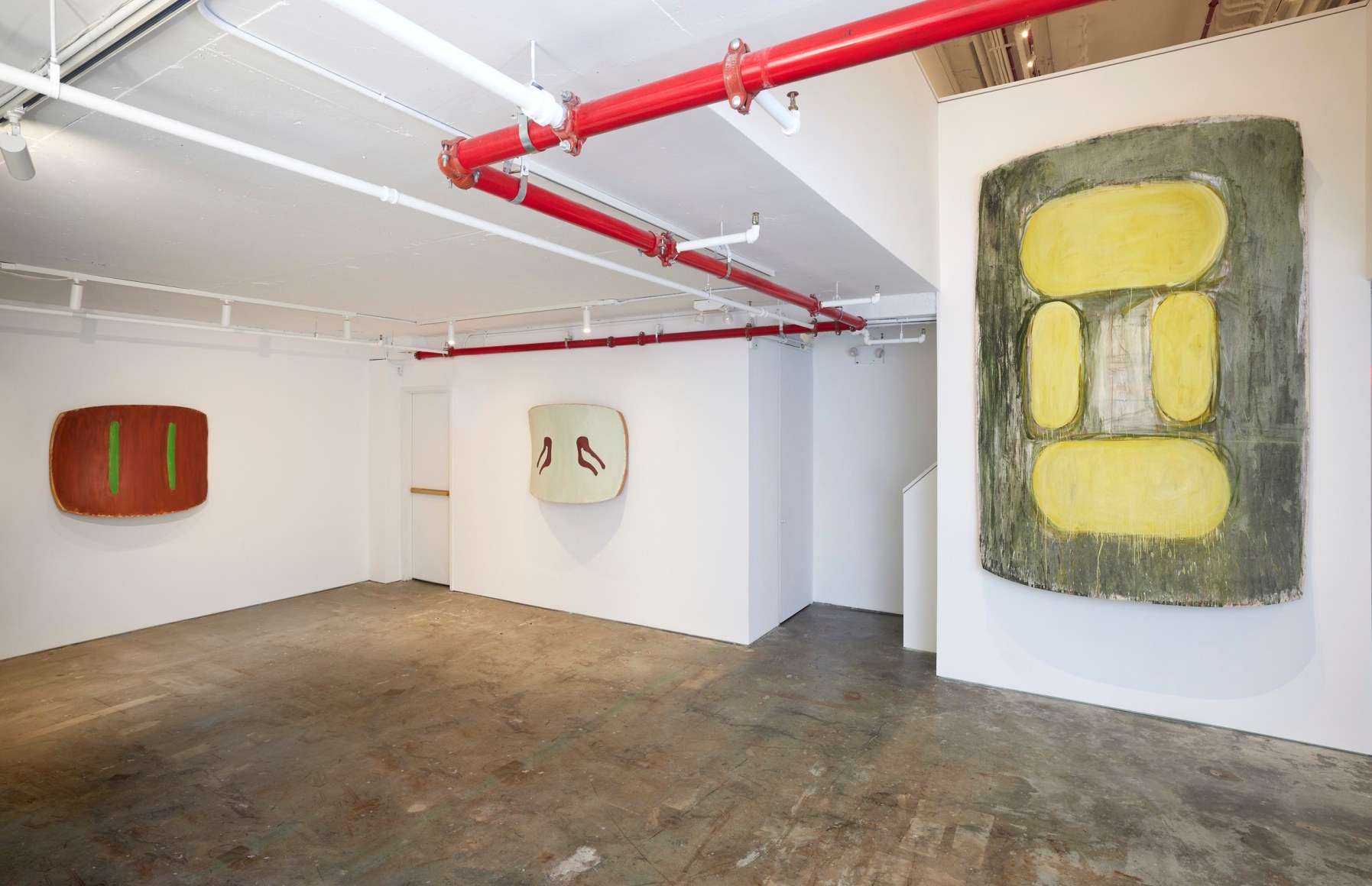 Installation view: Ron Gorchov,&nbsp;Spice of Life,&nbsp;Vito Schnabel Gallery, New York; Artworks &copy; Ron Gorchov / Artists Rights Society (ARS), New York,&nbsp;Photo by Argenis Apolinario; Courtesy the artist and Vito Schnabel Gallery