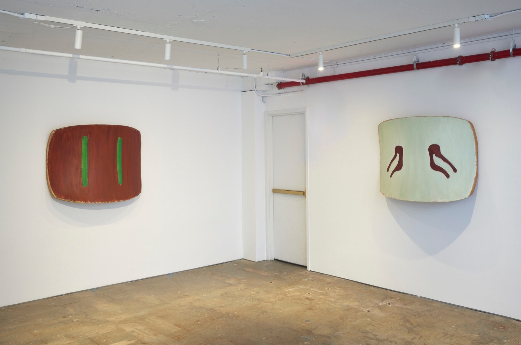 Installation view: Ron Gorchov,&nbsp;Spice of Life,&nbsp;Vito Schnabel Gallery, New York; Artworks &copy; Ron Gorchov / Artists Rights Society (ARS), New York