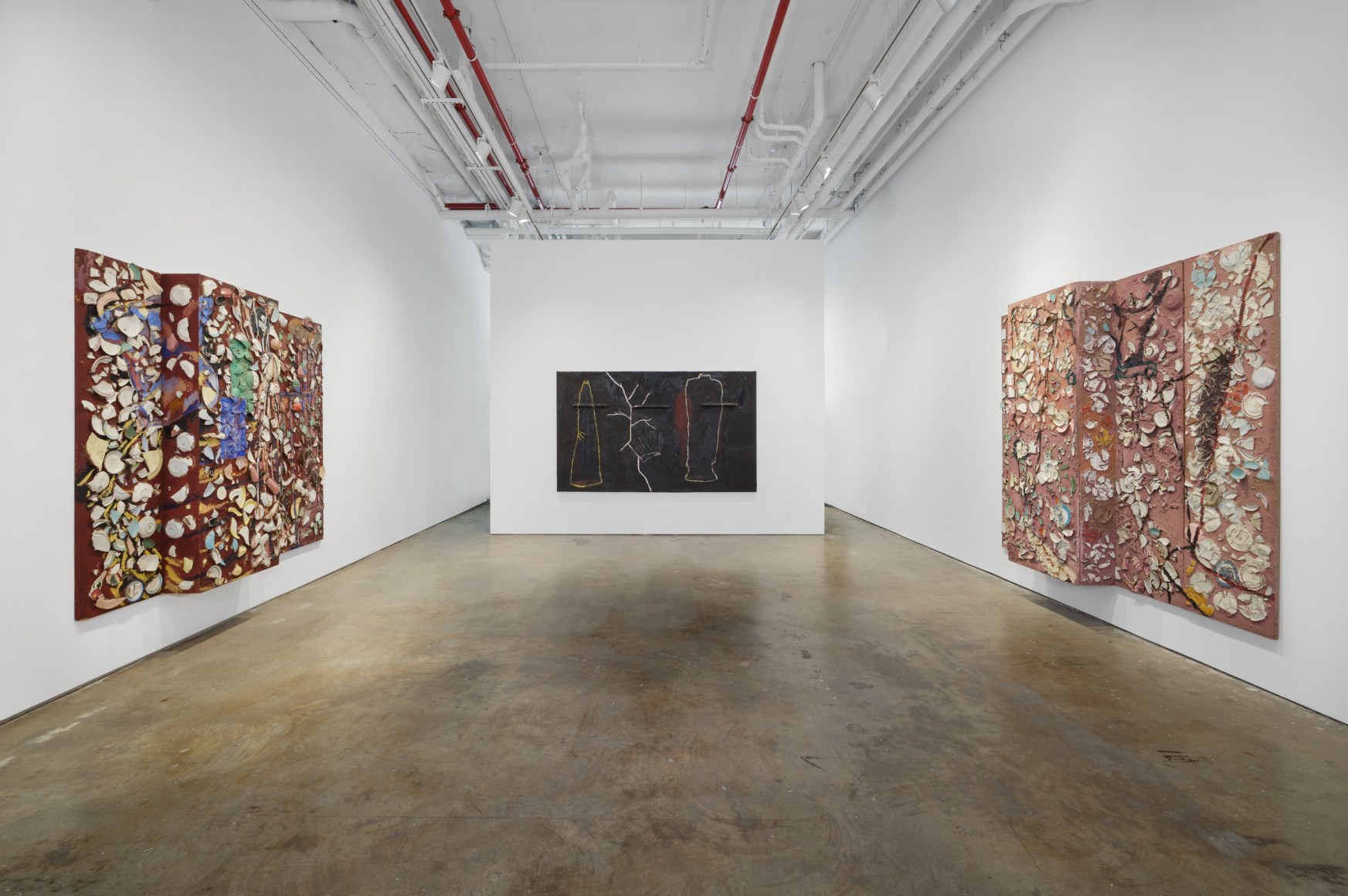 Installation view, Julian Schnabel: Paintings from 1978-1987, gallery interior
