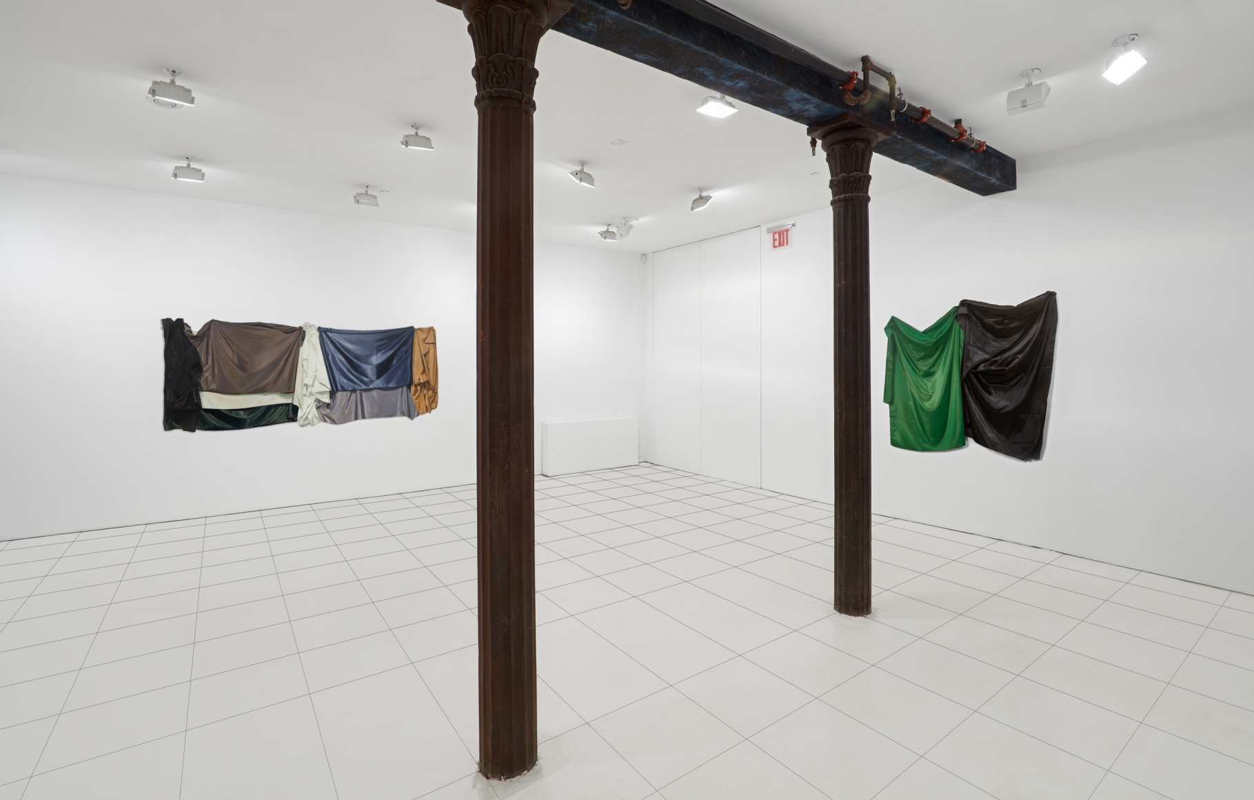Installation view, Stephen Posen: Threads: Paintings from the 1960s and '70s, Vito Schnabel Projects, New York