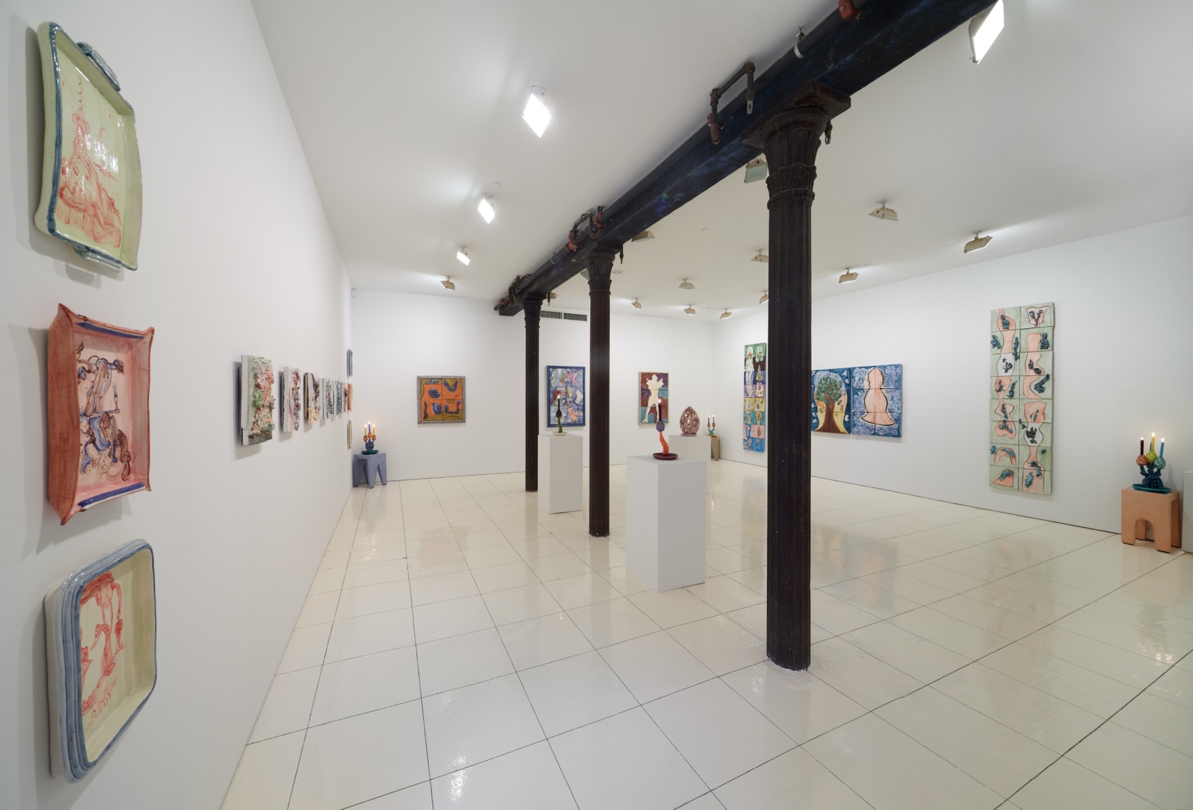Installation view of Lola Montes Cirica featuring ceramic works