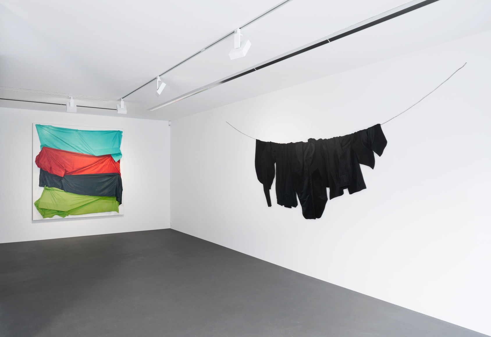 Installation view: Stephen Posen, Threads: Paintings from the 1960s and '70s, Vito Schnabel Gallery, St. Moritz