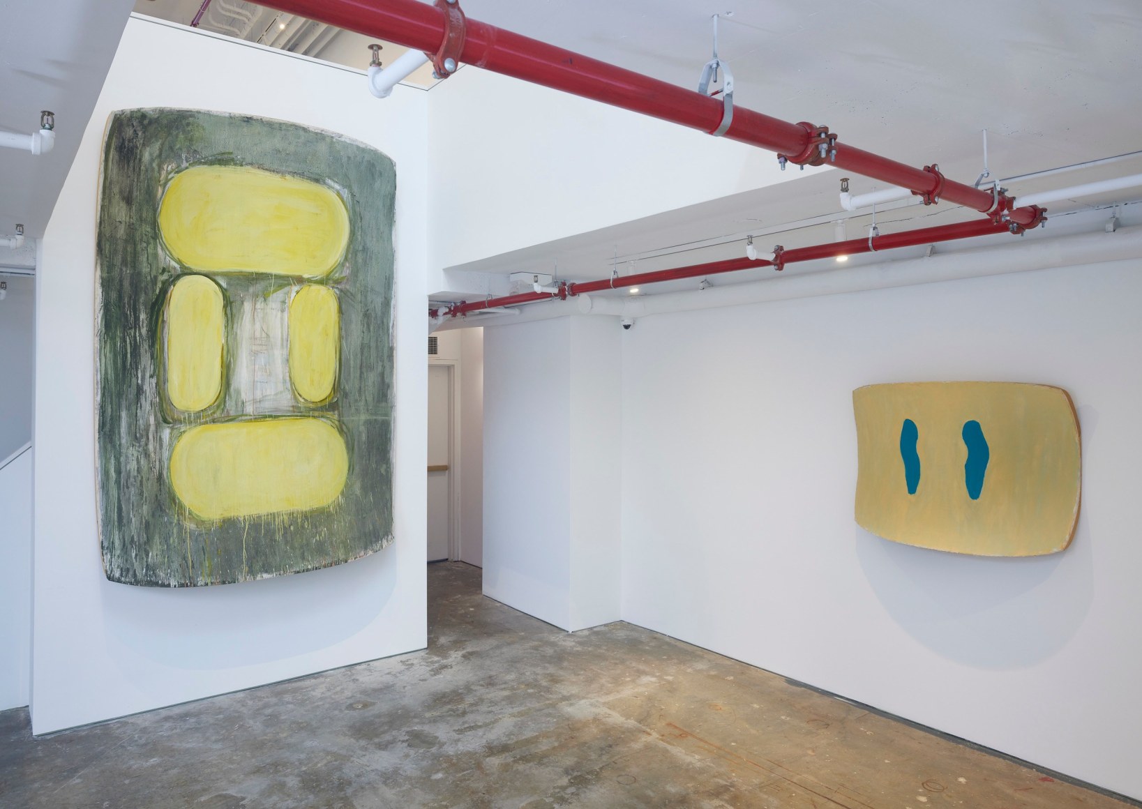 Installation view: Ron Gorchov,&nbsp;Spice of Life,&nbsp;Vito Schnabel Gallery, New York; Artworks &copy; Ron Gorchov / Artists Rights Society (ARS), New York,&nbsp;Photo by Argenis Apolinario; Courtesy the artist and Vito Schnabel Gallery