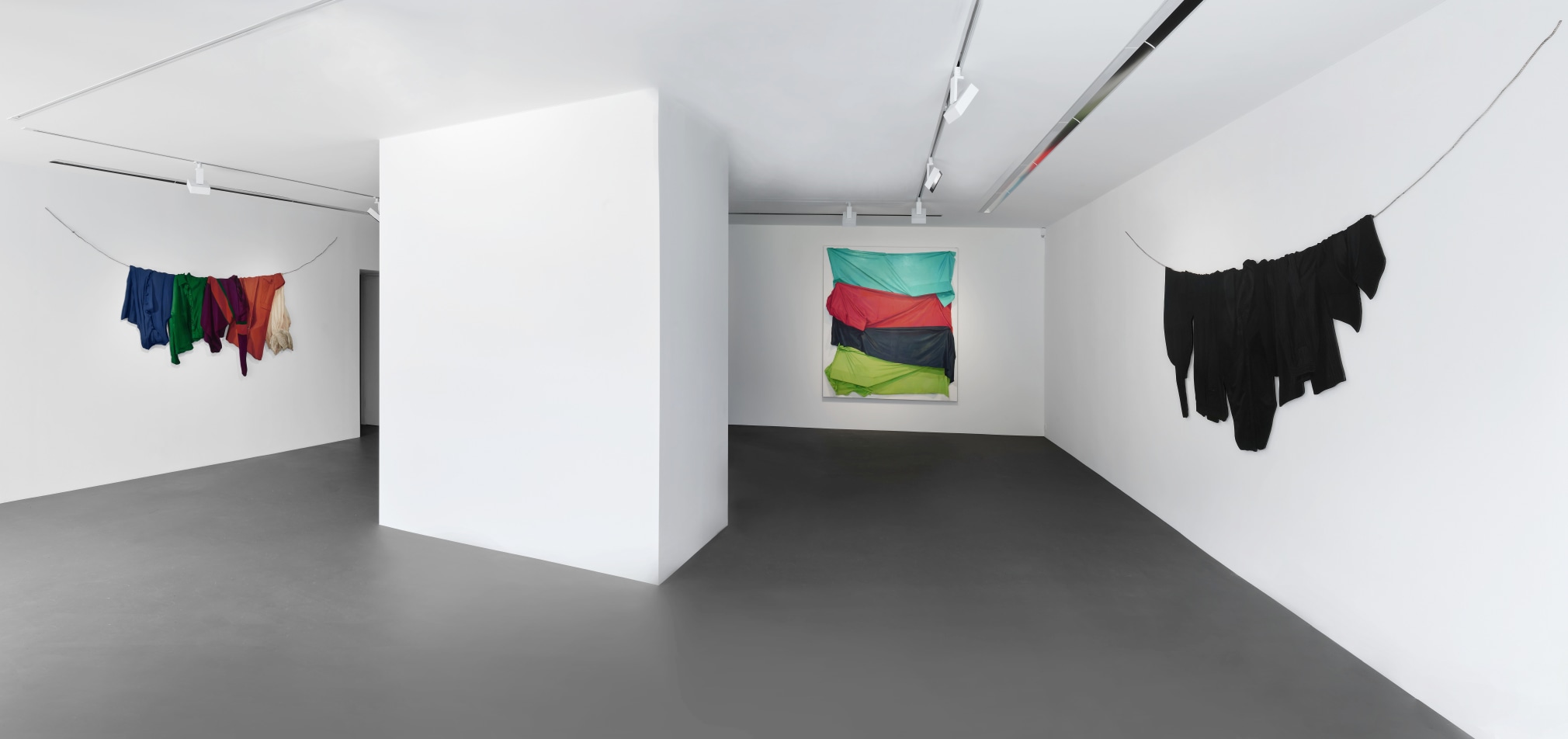 Installation view: Stephen Posen, Threads: Paintings from the 1960s and '70s, Vito Schnabel Gallery, St. Moritz