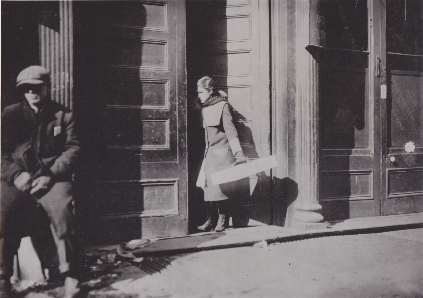 Building Identity: Chaim Gross and Artists' Homes &amp; Studios in New York City, 1953-1974