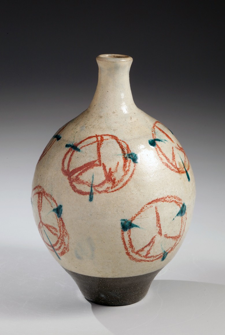 Ishiguro Munemaro, white vase, ca. 1948, glazed stoneware, Japanese ceramics, Japanese pottery, Japanese vase, Japanese contemporary ceramics, Japanese modern ceramics, living national treasure, Japanese living national treasure