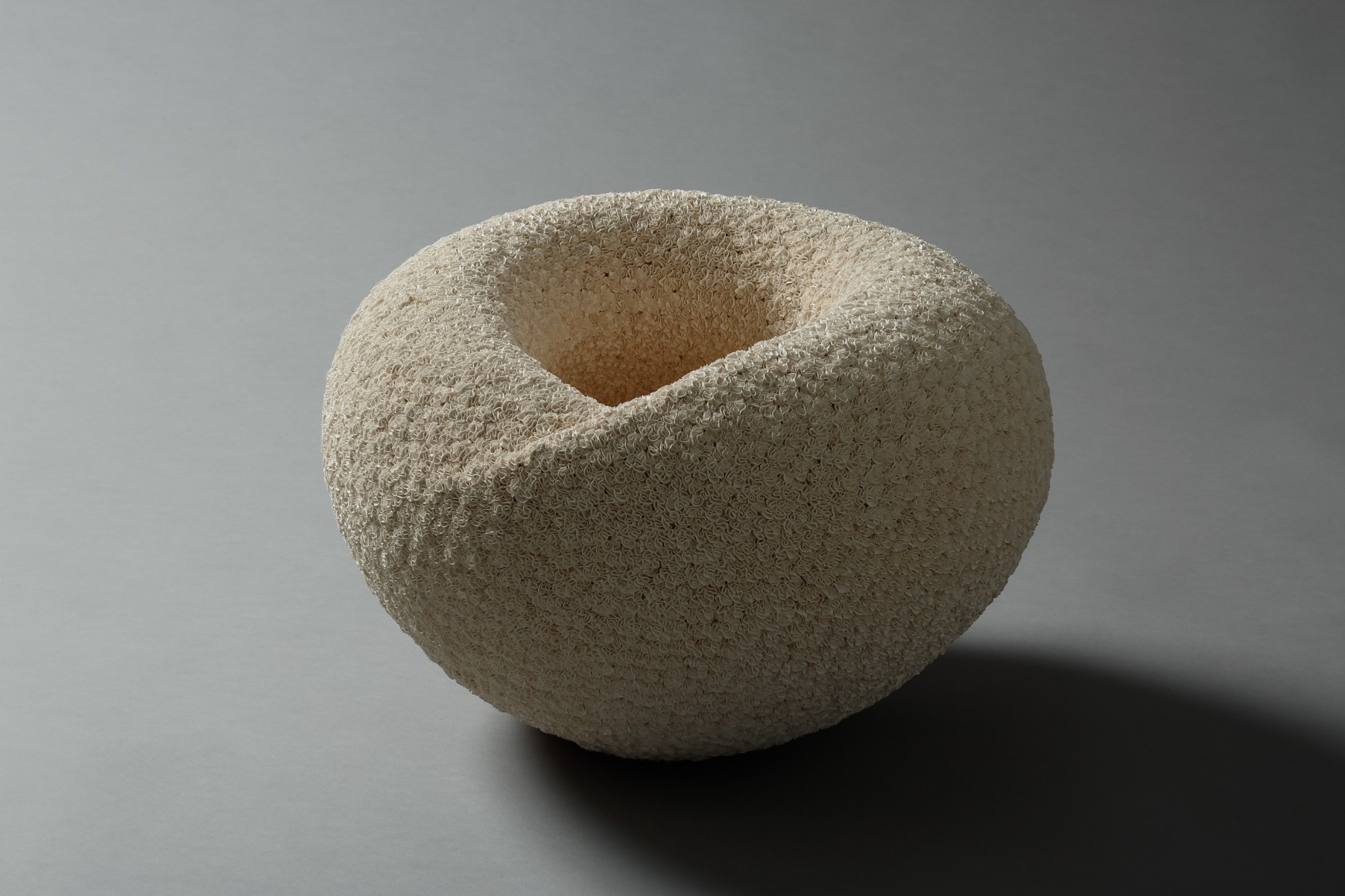 Hattori Makiko featured in Infoceramica