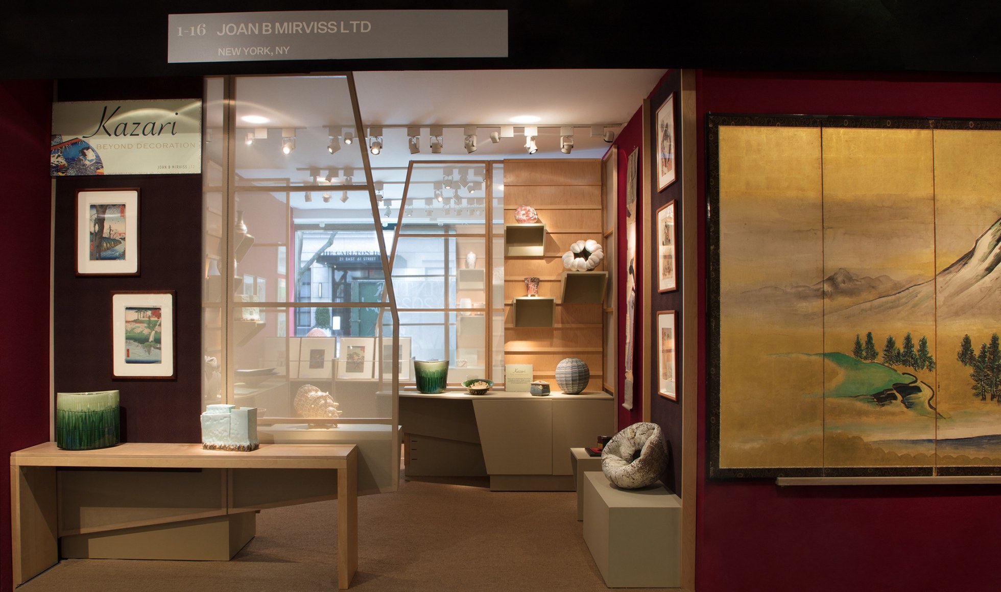 A Novel Winter Show Pulls Out All the Stops