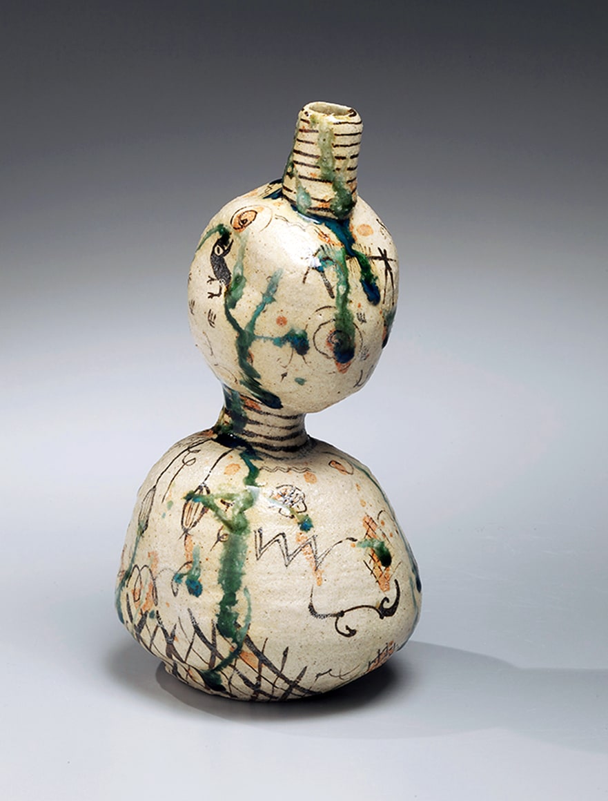 Suzuki Goro, Japanese glazed stoneware, Japanese gourd-shaped vessel, Japanese vessel with oribe-style decoration, 1997