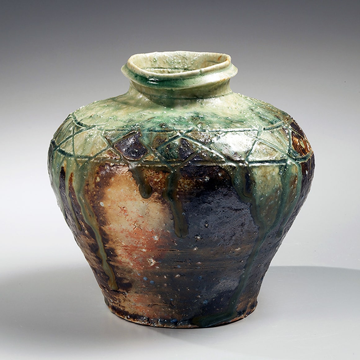 Kishimoto, Kennin, Kishimoto Kennin, uzukumaru, crouching, traditional, broad-shouldered, iga, vase, incised, patterning, 2012, contemporary, ceramics, Japanese, glazed, stoneware