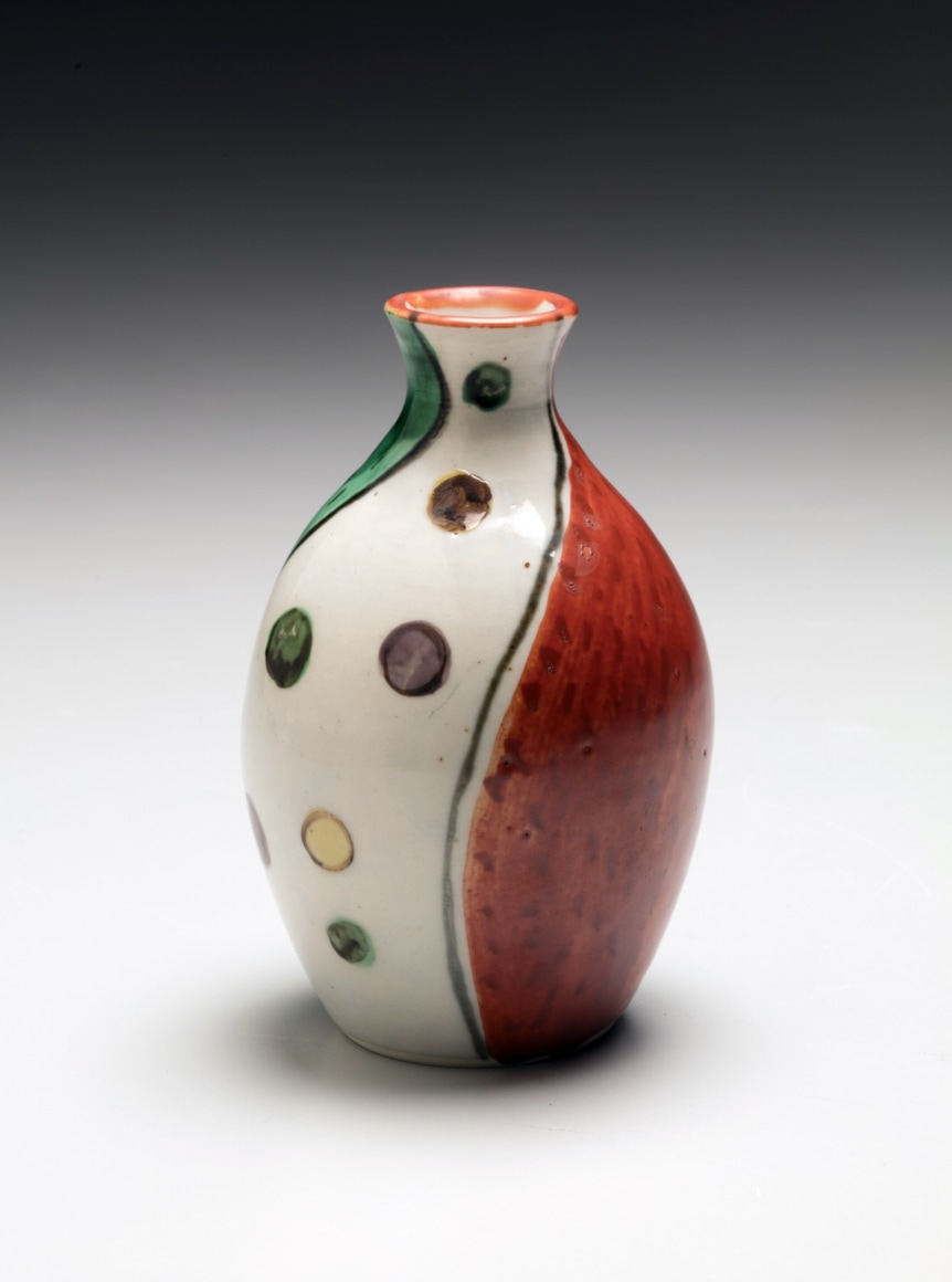 Kitaōji Rosanjin (1886-1963), Sake flask with curvilinear and polka-dot pattern