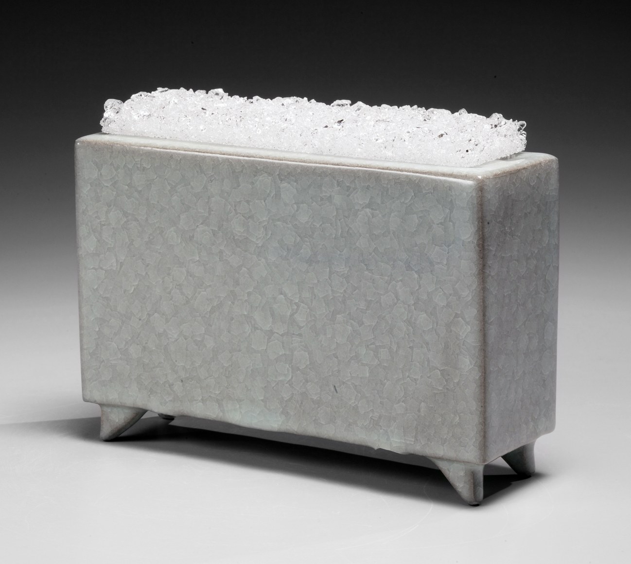Kondo, Takahiro, Kondo Takahiro, contemporary, ceramics, clay, Japanese, pottery, Japanese ceramics, celadon, glaze, crackleur, craquleur, green, blue, foot, rectangular, sculpture, objet, clear, glass, cracked, ice, cover, 2013