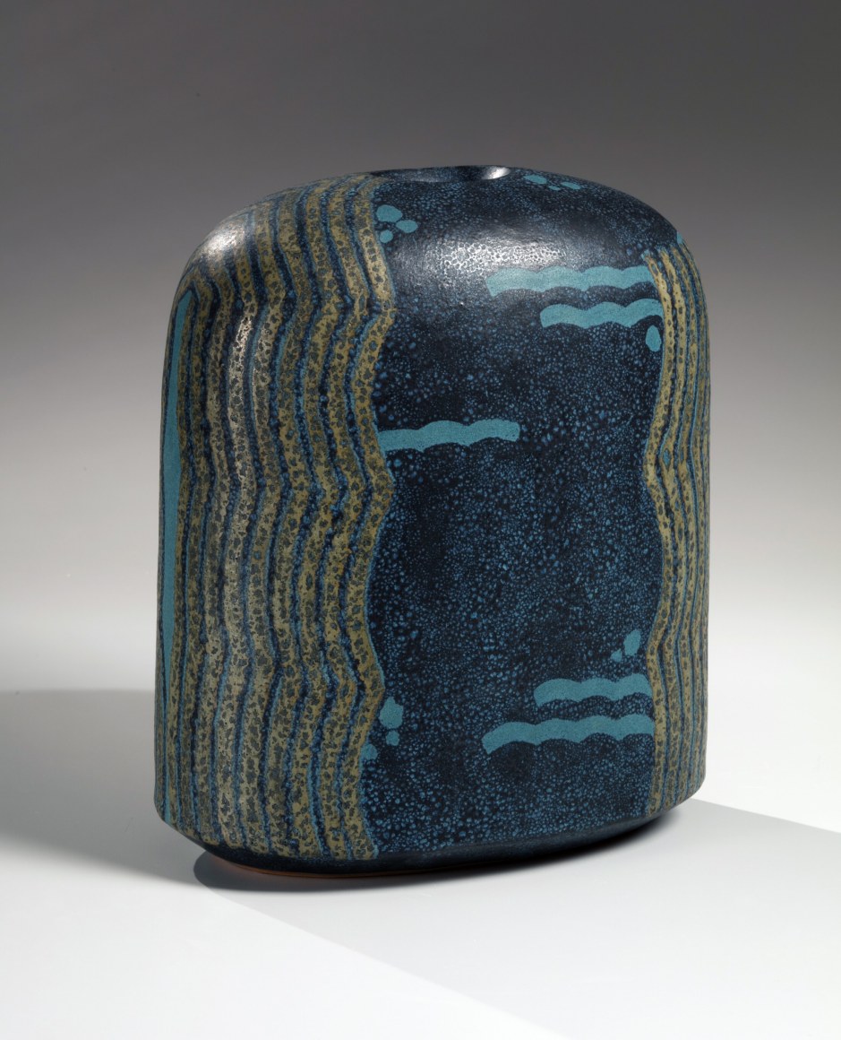 Morino Hiroaki Taimei (b. 1934), Vessel with wave pattern