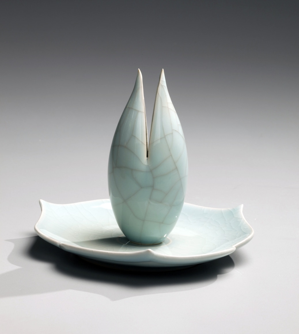 Kawase, Shinobu, Kawase Shinobu, celadon, seiji, blue, green, incense burner, incense, burner, small, lotus, ceramics, Japanese, contemporary, 2008, glazed, porcelain, stoneware, porcelaneous, crackled