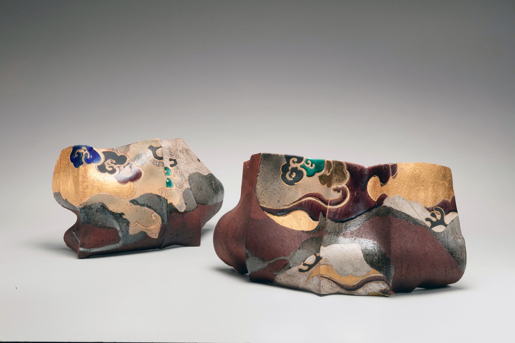 Pair of undulating screen-like forms with abstract kutani-glazed rinpa-inspired decoration of cloud formations&nbsp;, 2012