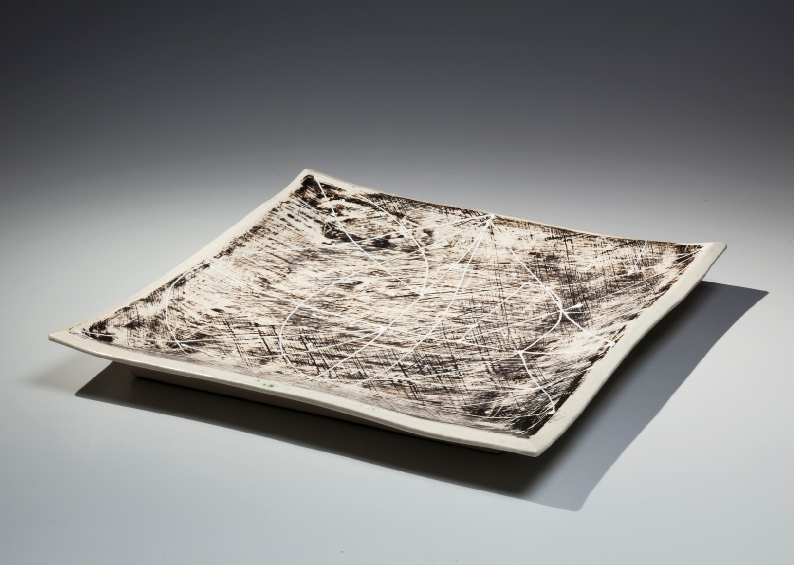Kumakura, Junkichi, Kumakura Junkichi, sodeisha, avant-garde, ceramics, Japanese, Japanese ceramics, modern, clay, pottery, large, square, platter, white, black, glaze, striated, patterning, pattern, line, design, 1960