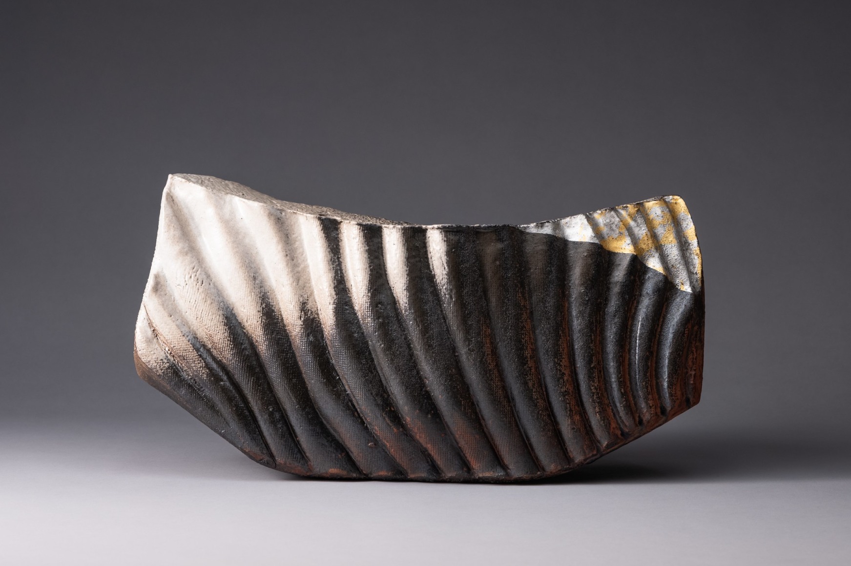 News of Hayashi Kaku's international debut printed in Yomitime