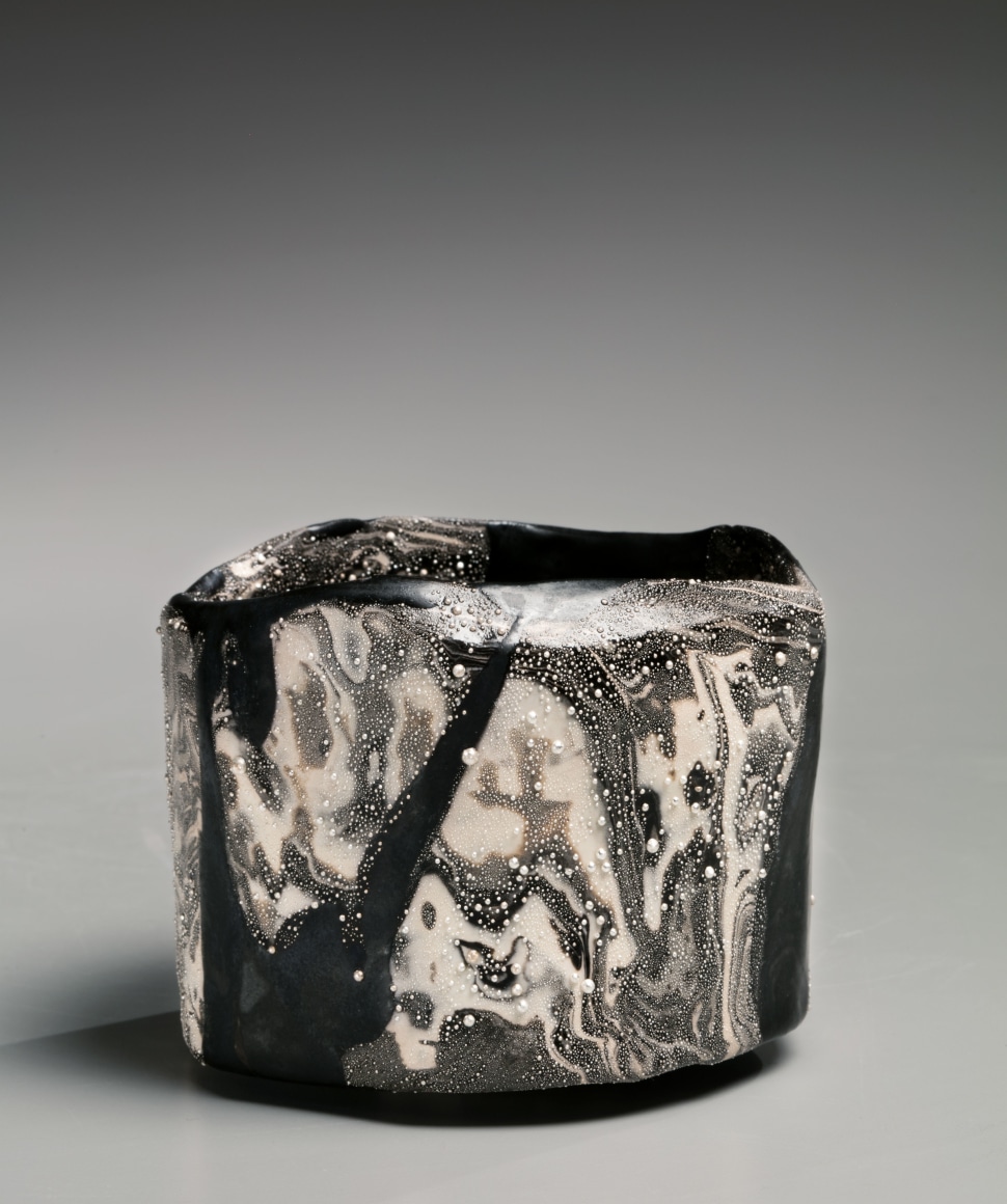 Kondō Takahiro featured in Infoceramica