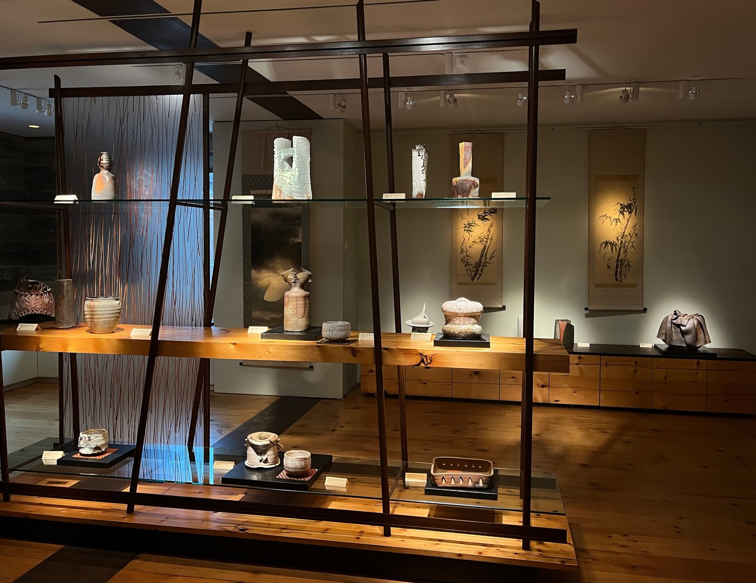 Bizen and Hagi ware exhibition featured in Ceramics Now magazine