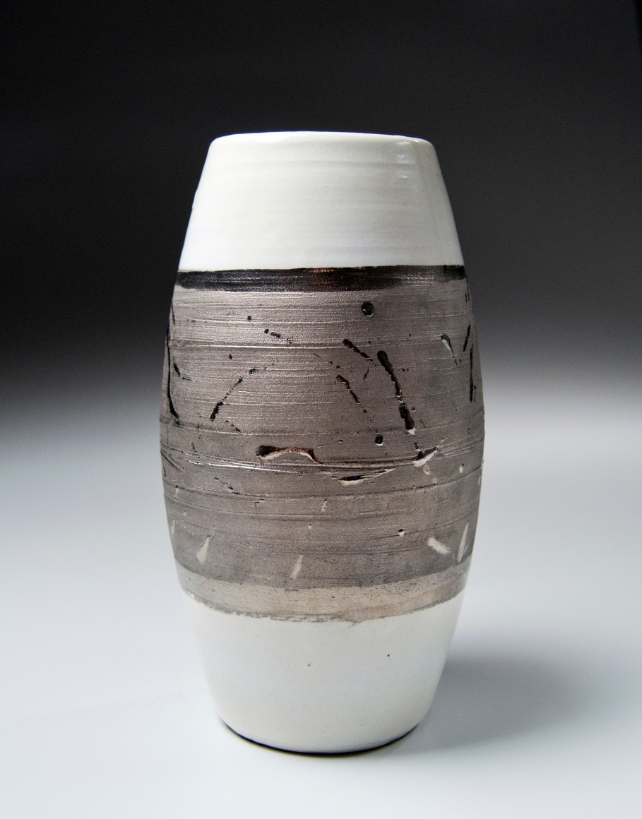 Yamada Hikaru&nbsp;(1923-2001), White vase with painted silver band and abstract designs