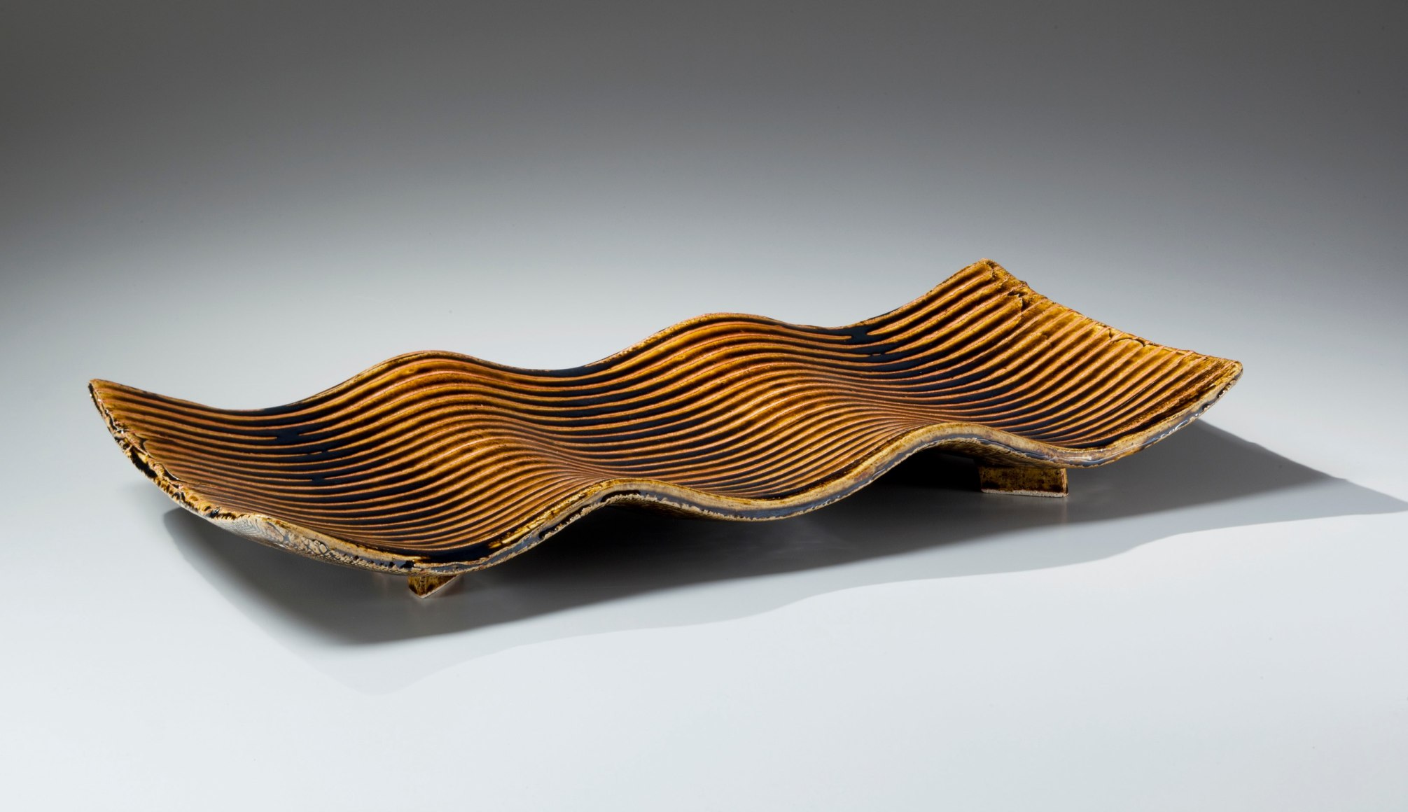 Suzuki Tetsu (b. 1964), Undulating rectangular platter
