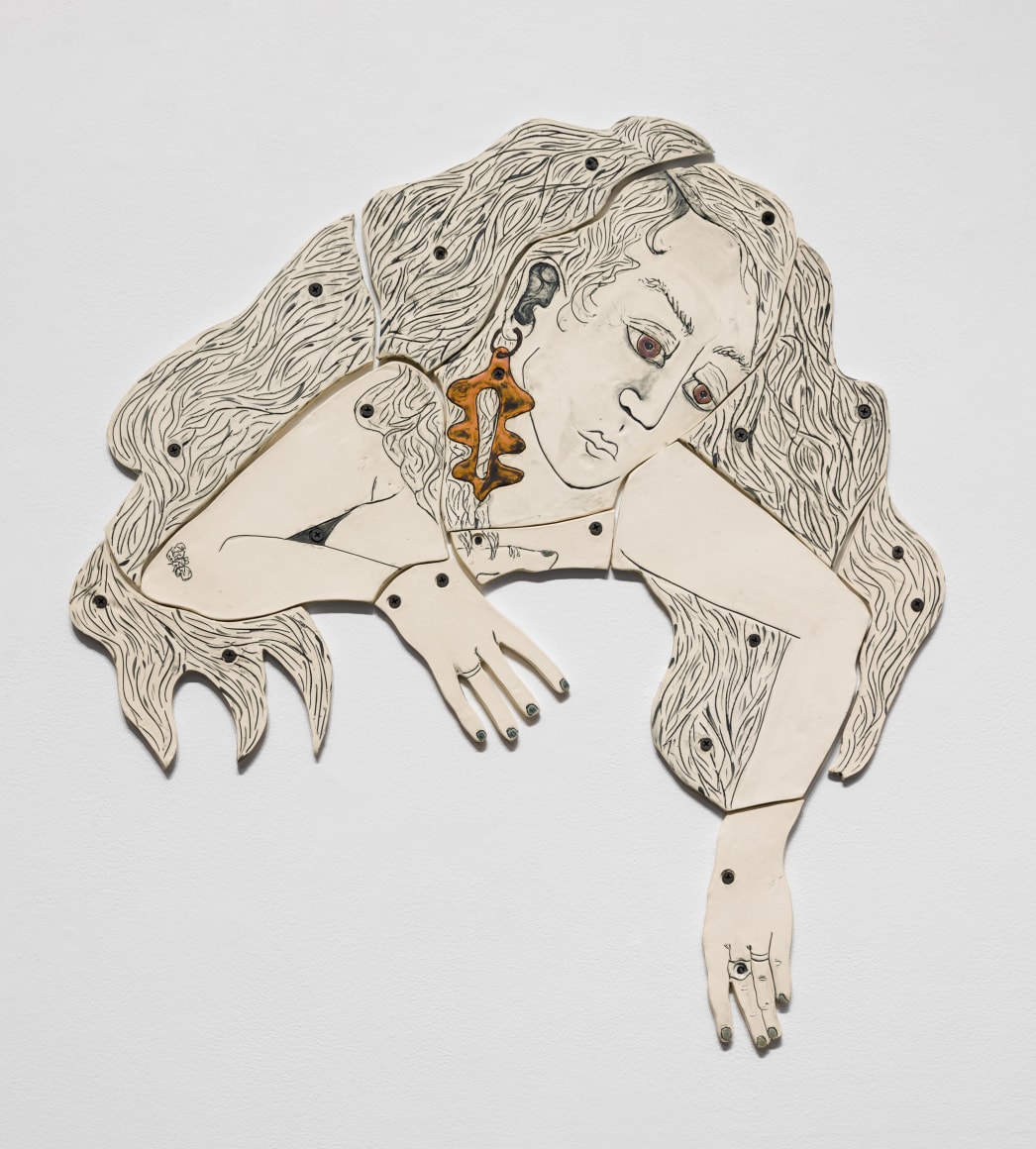 Ceramic sculpture by Gabriela Vainsencher