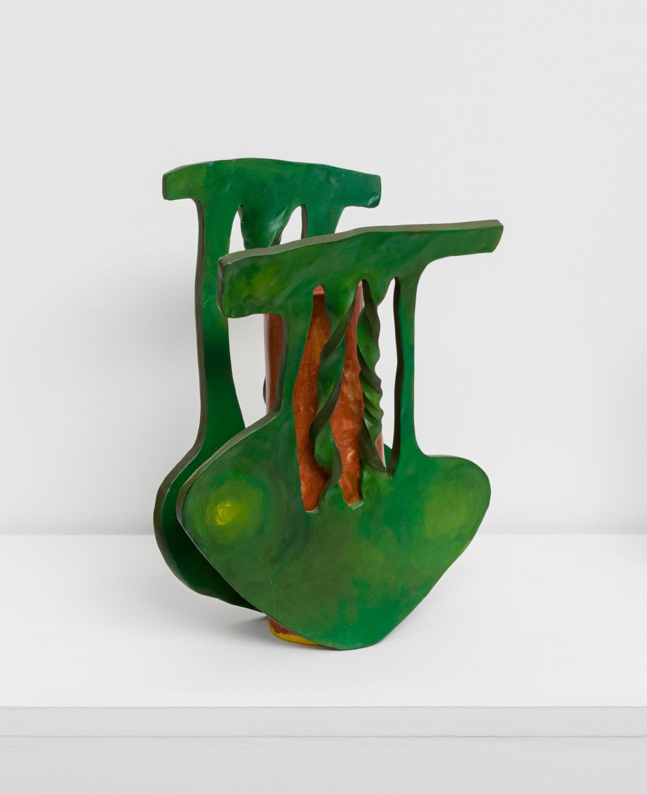 Ceramic sculpture by Gabriela Vainsencher
