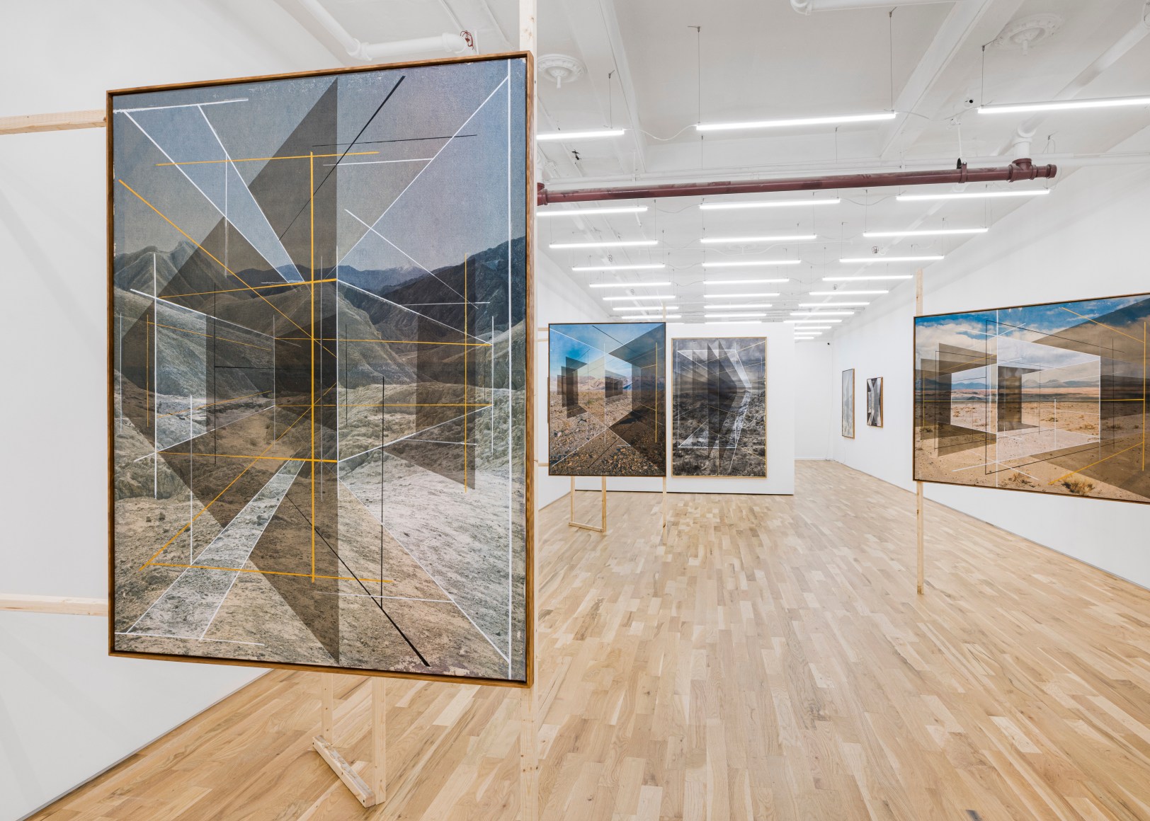 Installation view of Rodrigo Valenzuela &quot;Los restos&quot;