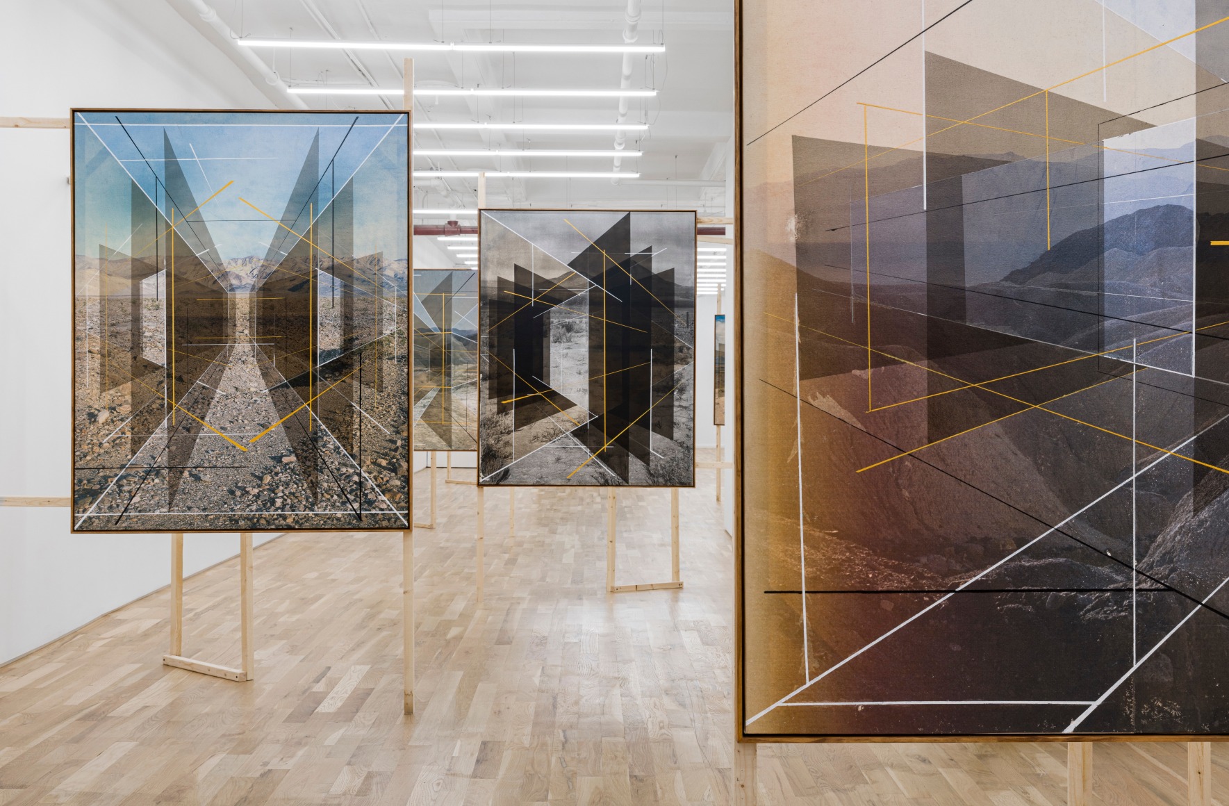 Installation view of Rodrigo Valenzuela &quot;Los restos&quot;