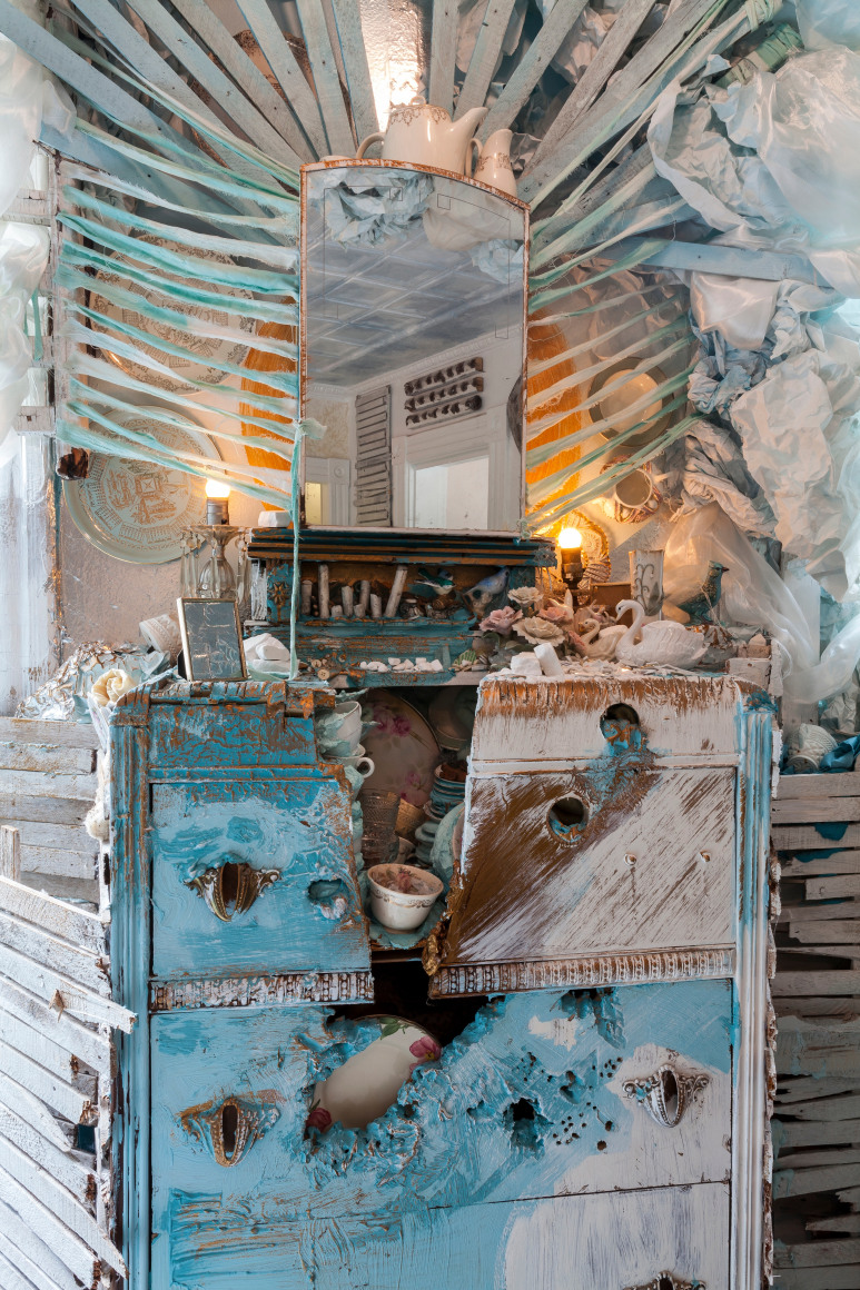 Site specific installation by Julie Schenkelberg at Mattress Factory Museum, 2015