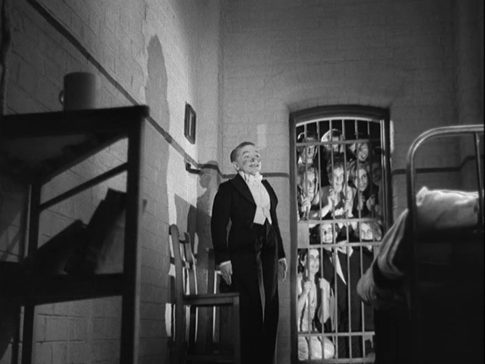 Dead of Night Still 2