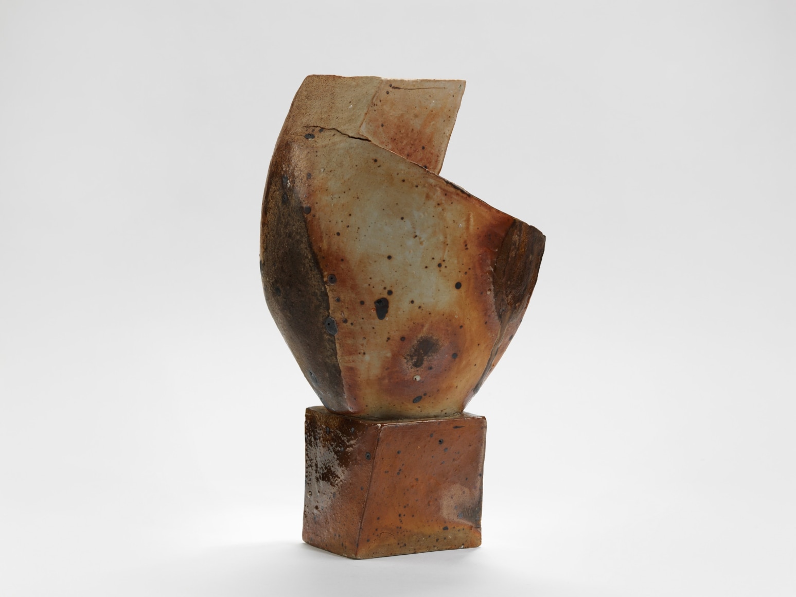 picture of a sculpture in a white room