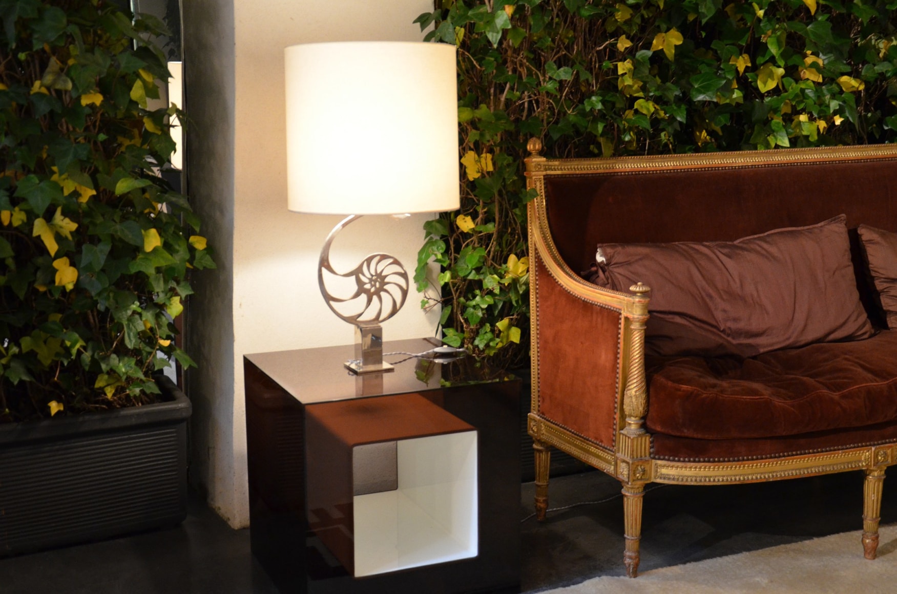 Installation view of&nbsp;Maria Pergay: Place des Vosges, March 22 &ndash; 31, 2012