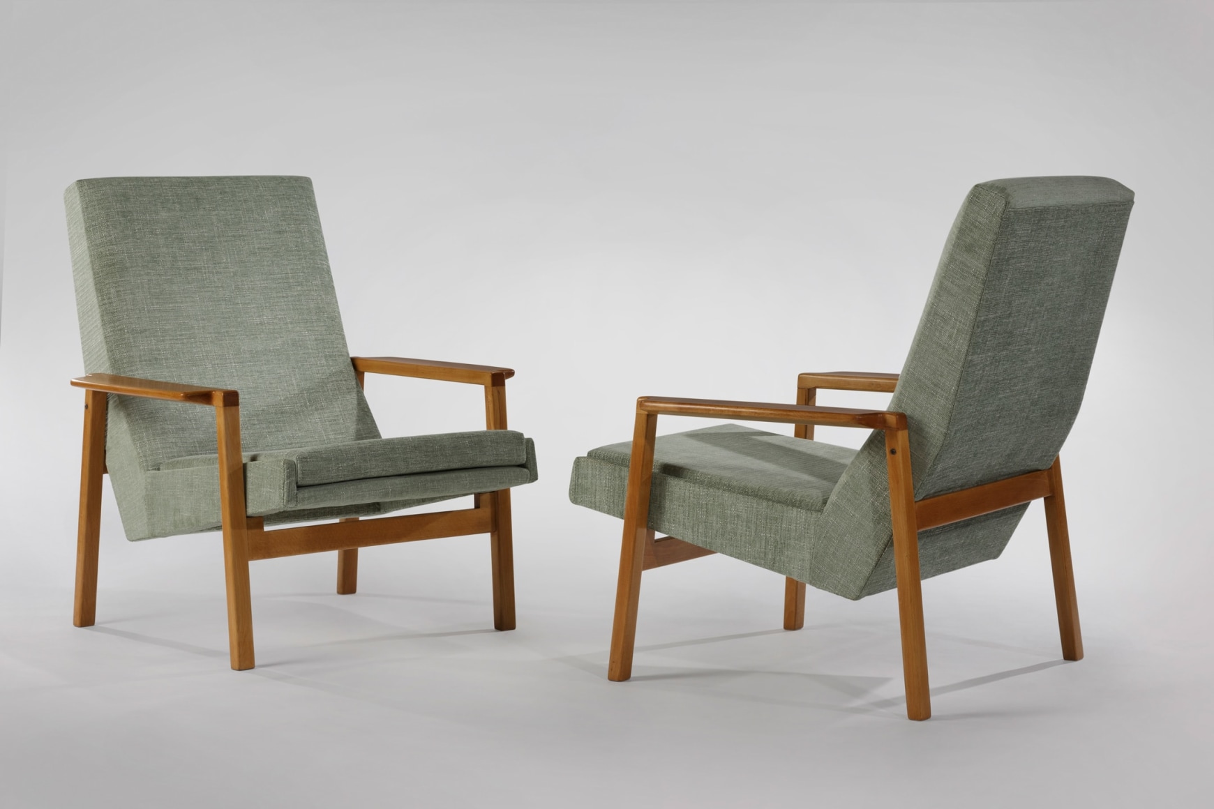 Pierre Guariche/ A.R.P. - Pair of 641 Armchairs - Works