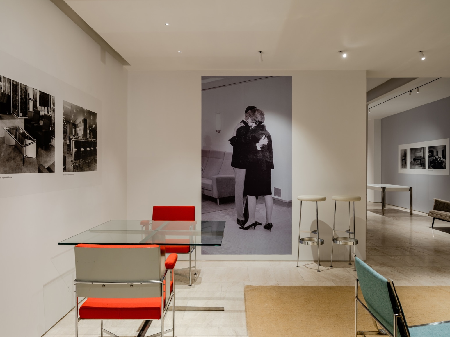 Installation view of the back room of the gallery with works by Jacques Dumond.