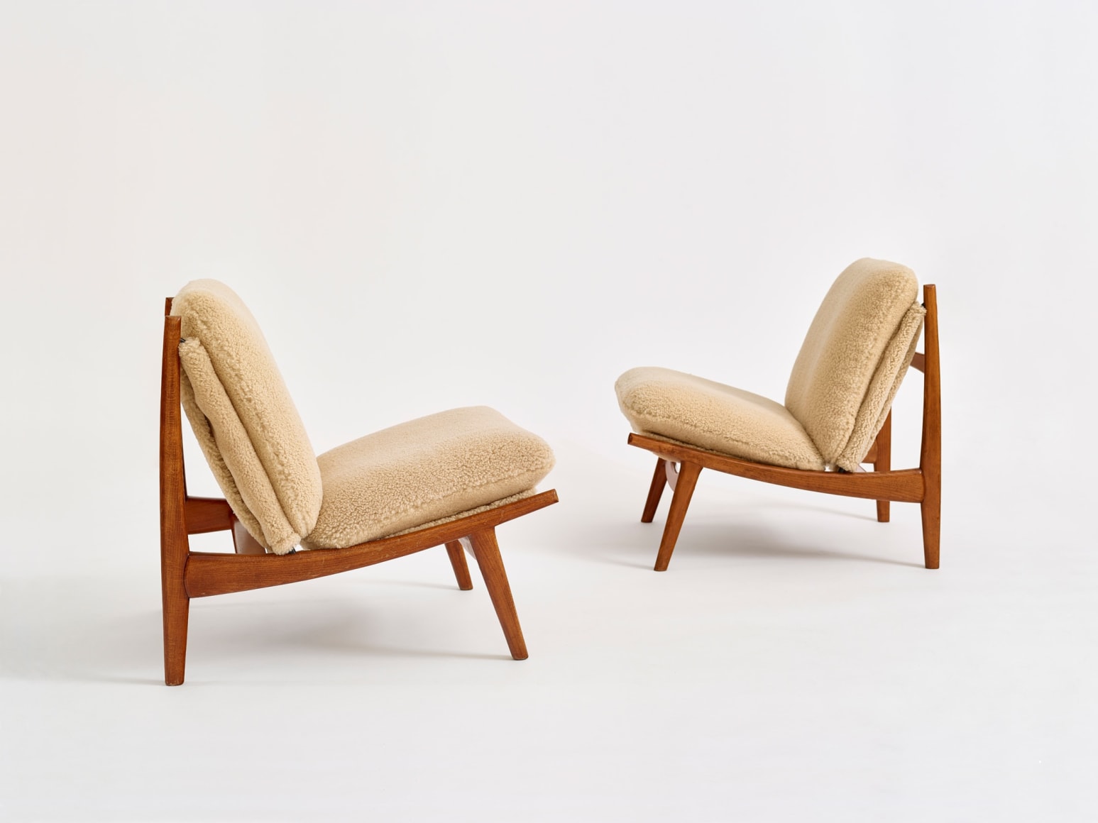 Joseph-André Motte - Pair of 790 Chairs - Works - Demisch Danant